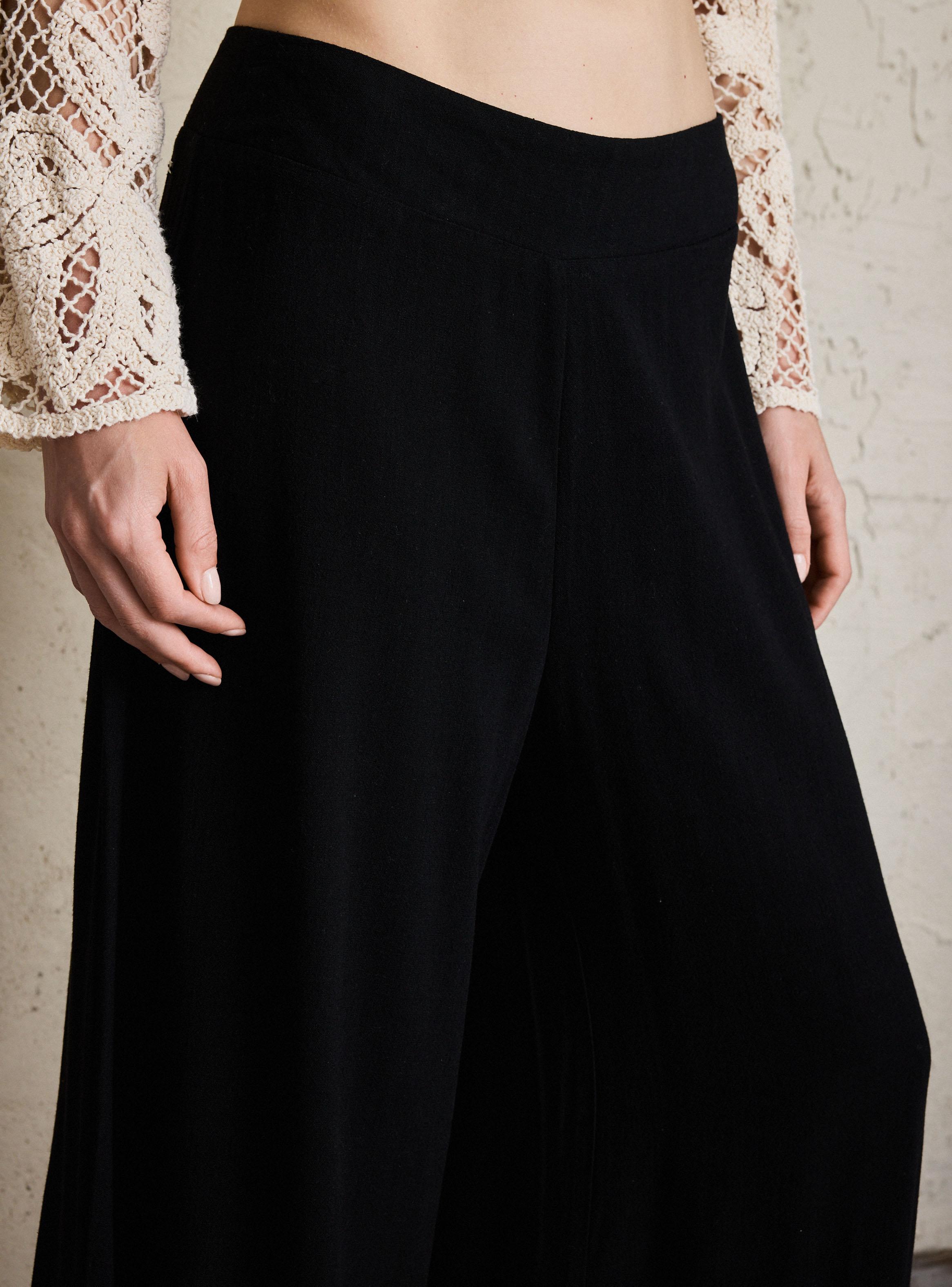 Pantalón Fluido con Detalle de Vuelo y Cintura Elasticada-2