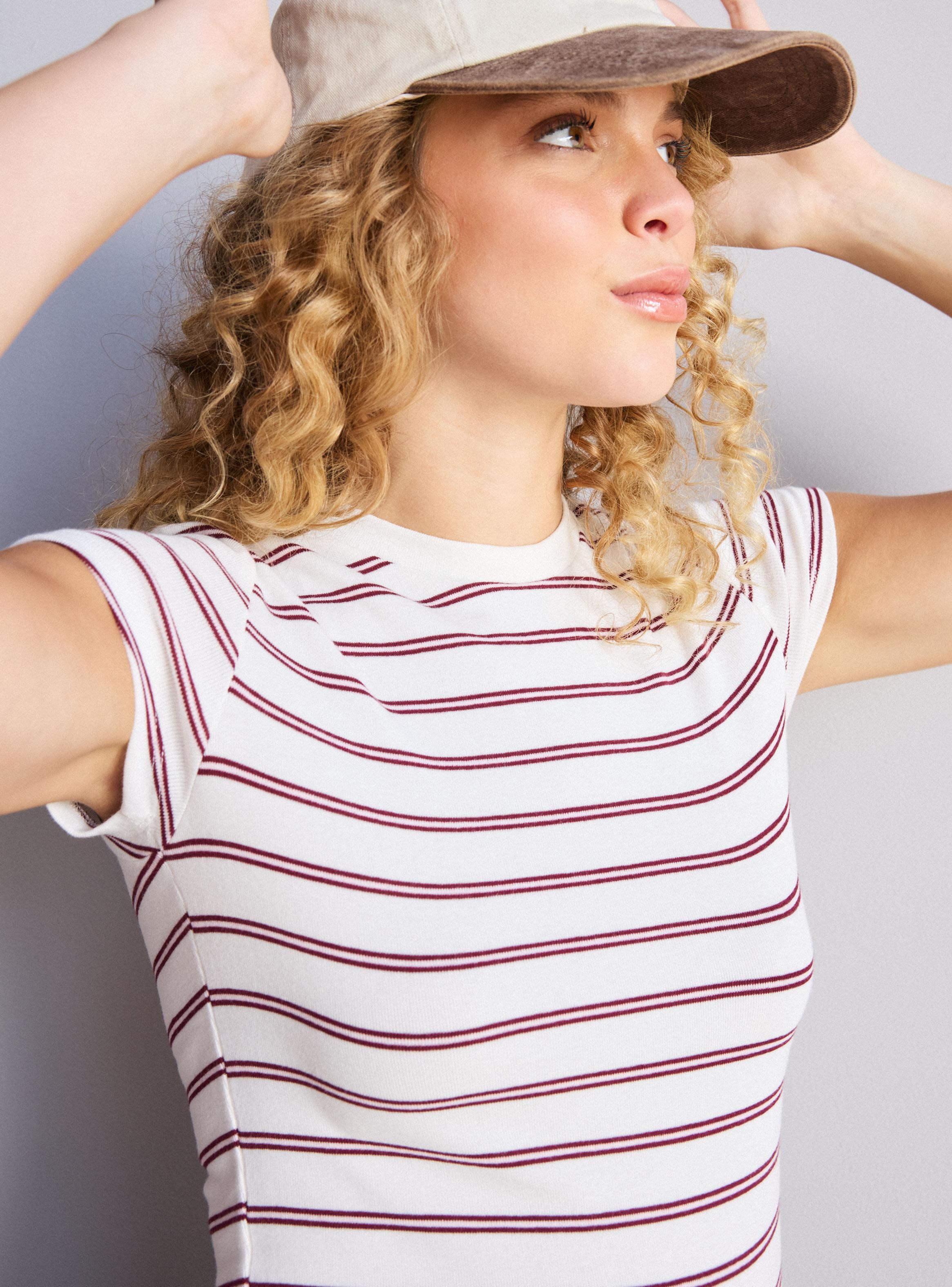 Polera Manga Corta Rayada Color-2