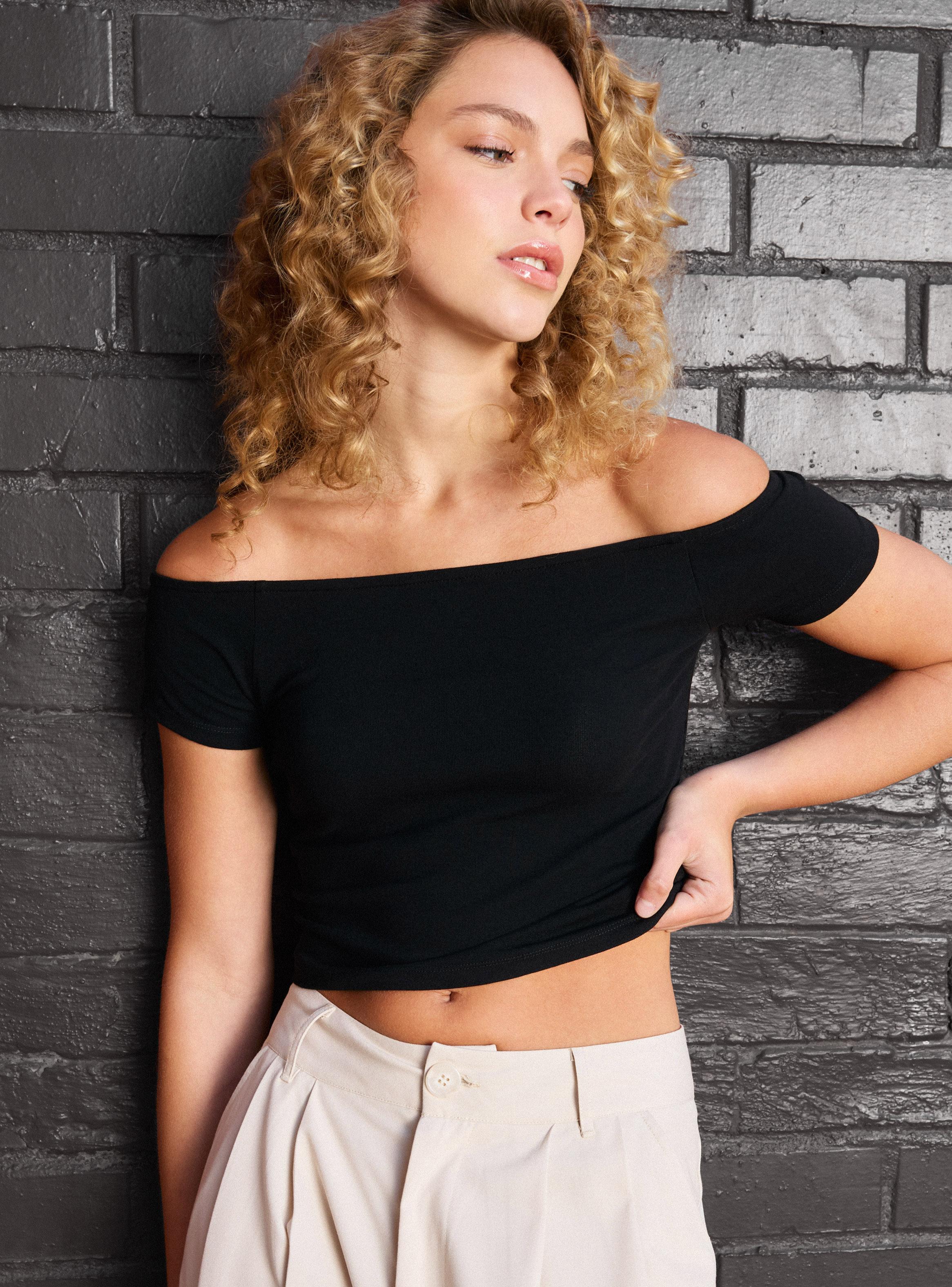 Polera Manga Corta Cuello Bardot-3