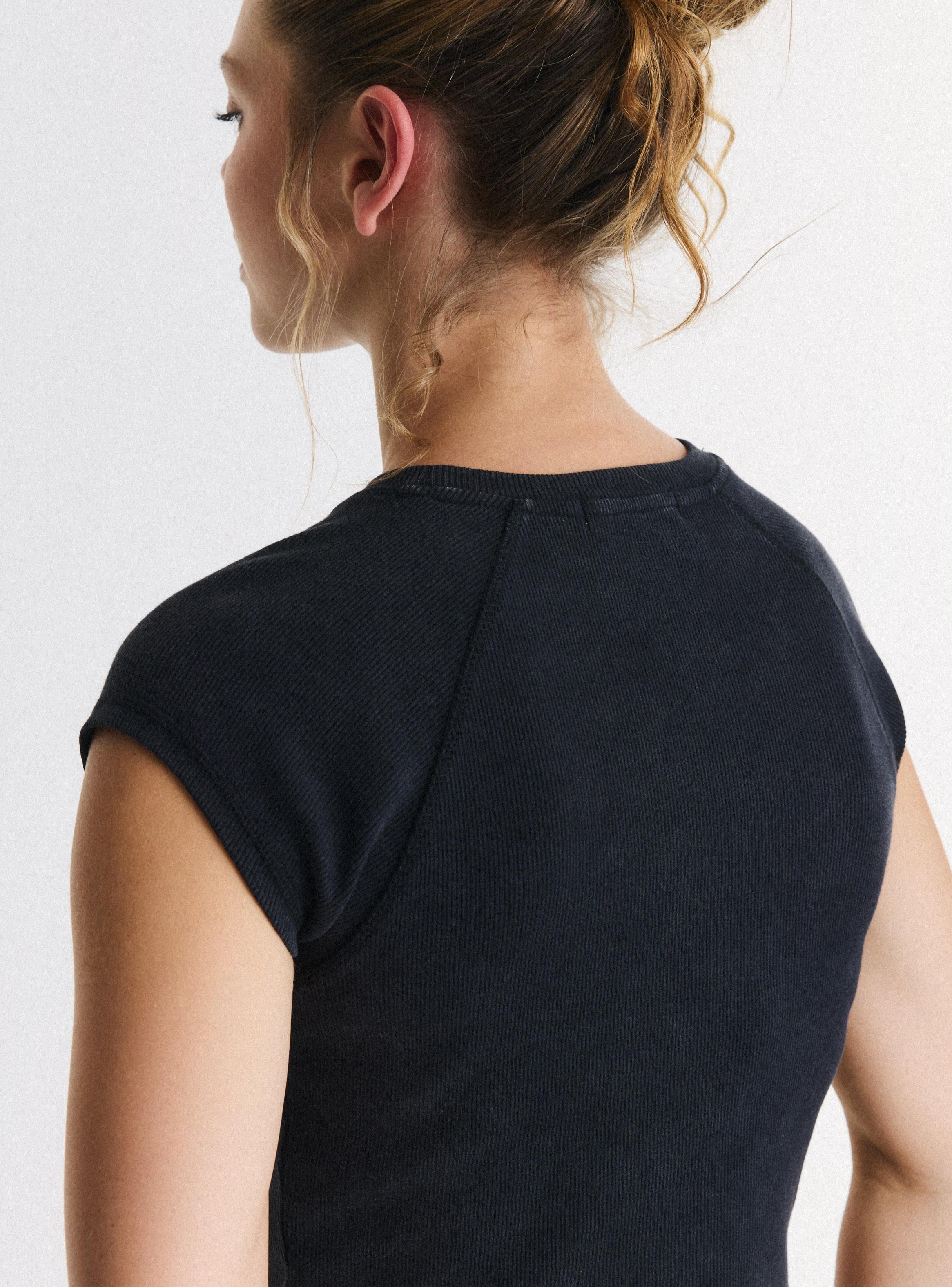 Polera Manga Raglán-3