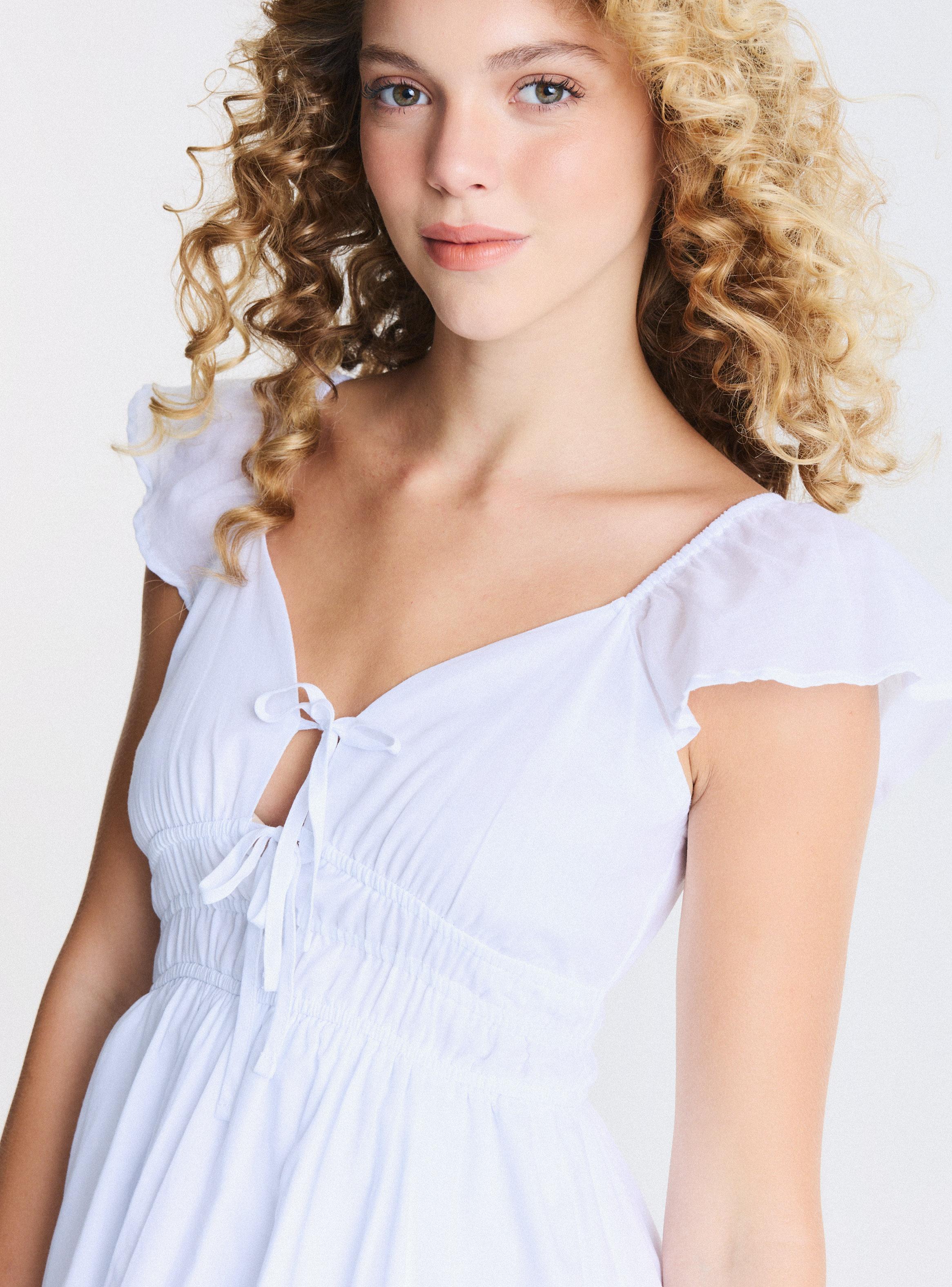 Vestido con Vuelo y Panal-2