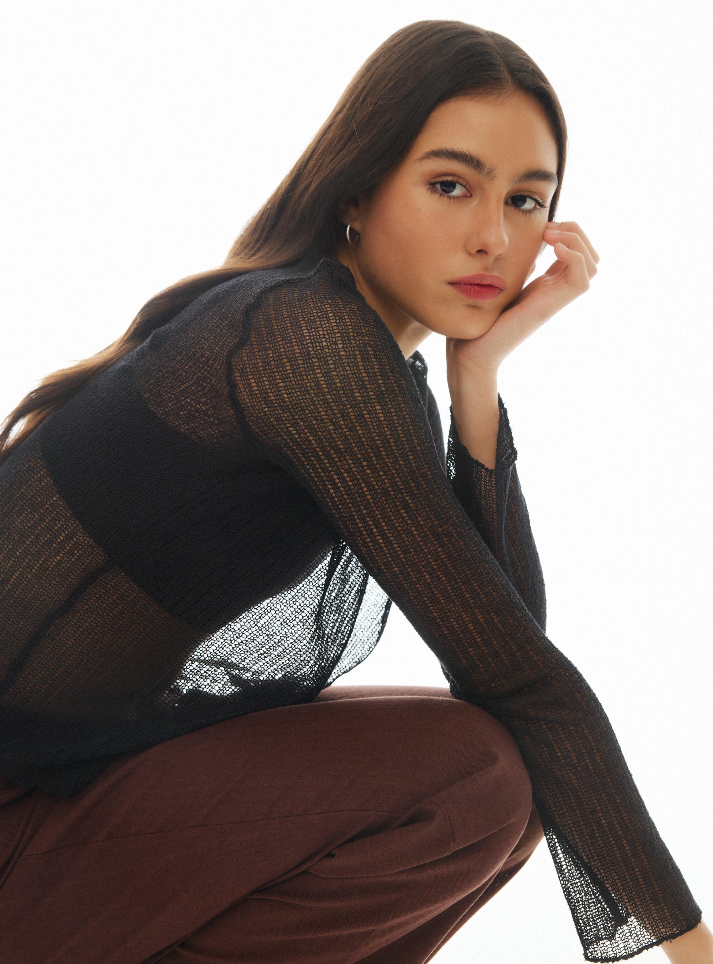 Chaleco Calado Manga Larga-3