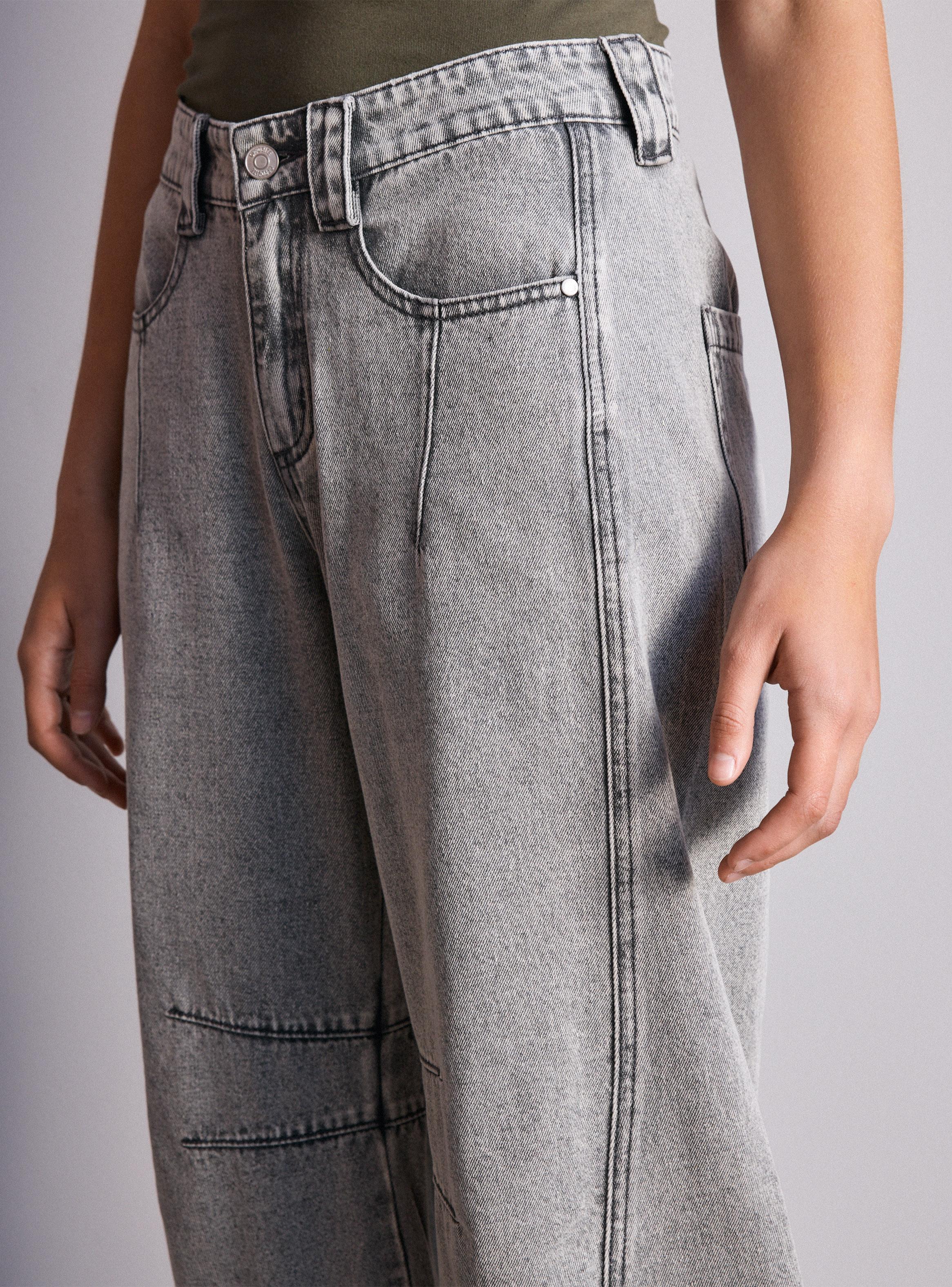 Jeans Barrel con Tela Liviana-2