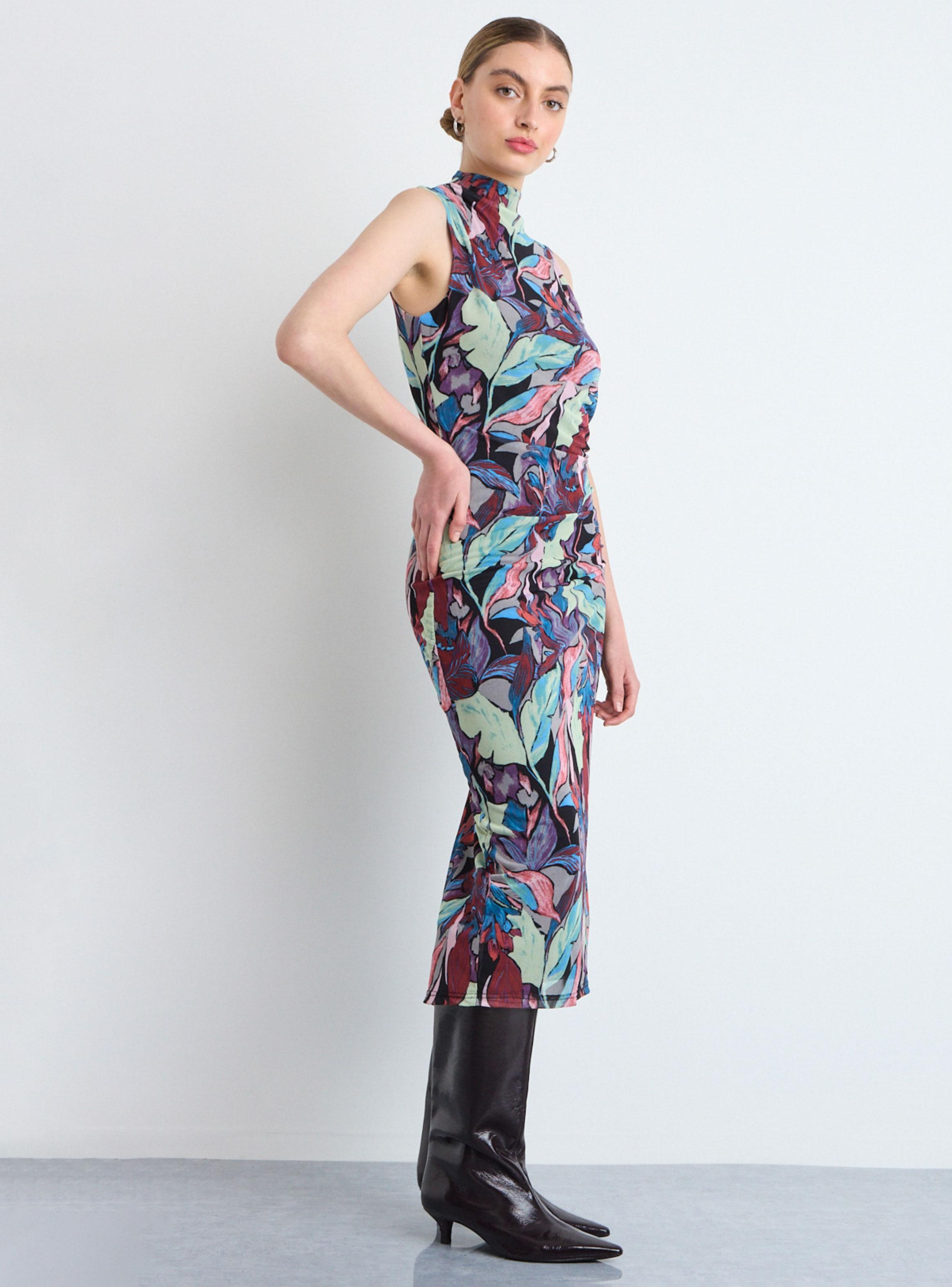 Vestido Fantasía Flor y Color-2