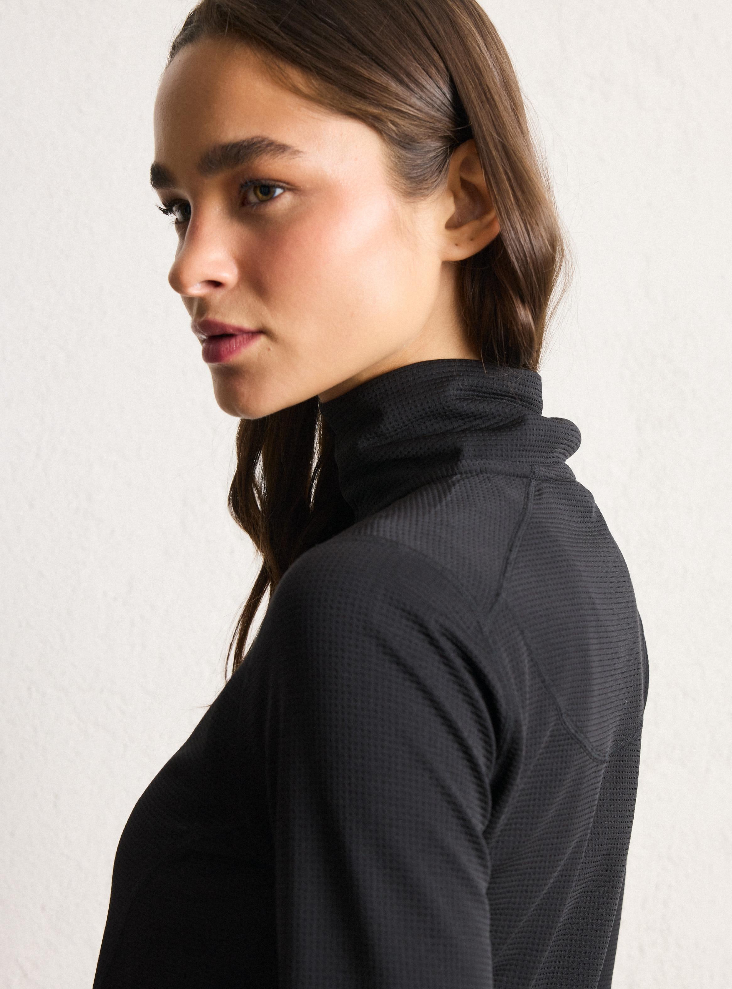 Polerón Liviano Tela Respirable Trail-3