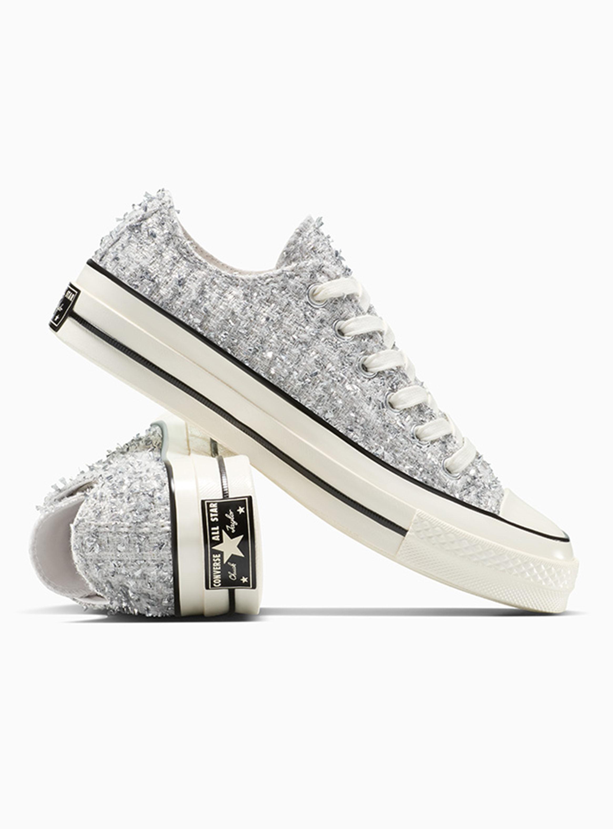 Zapatilla Urbana Plateada Chuck 70 Mujer-4