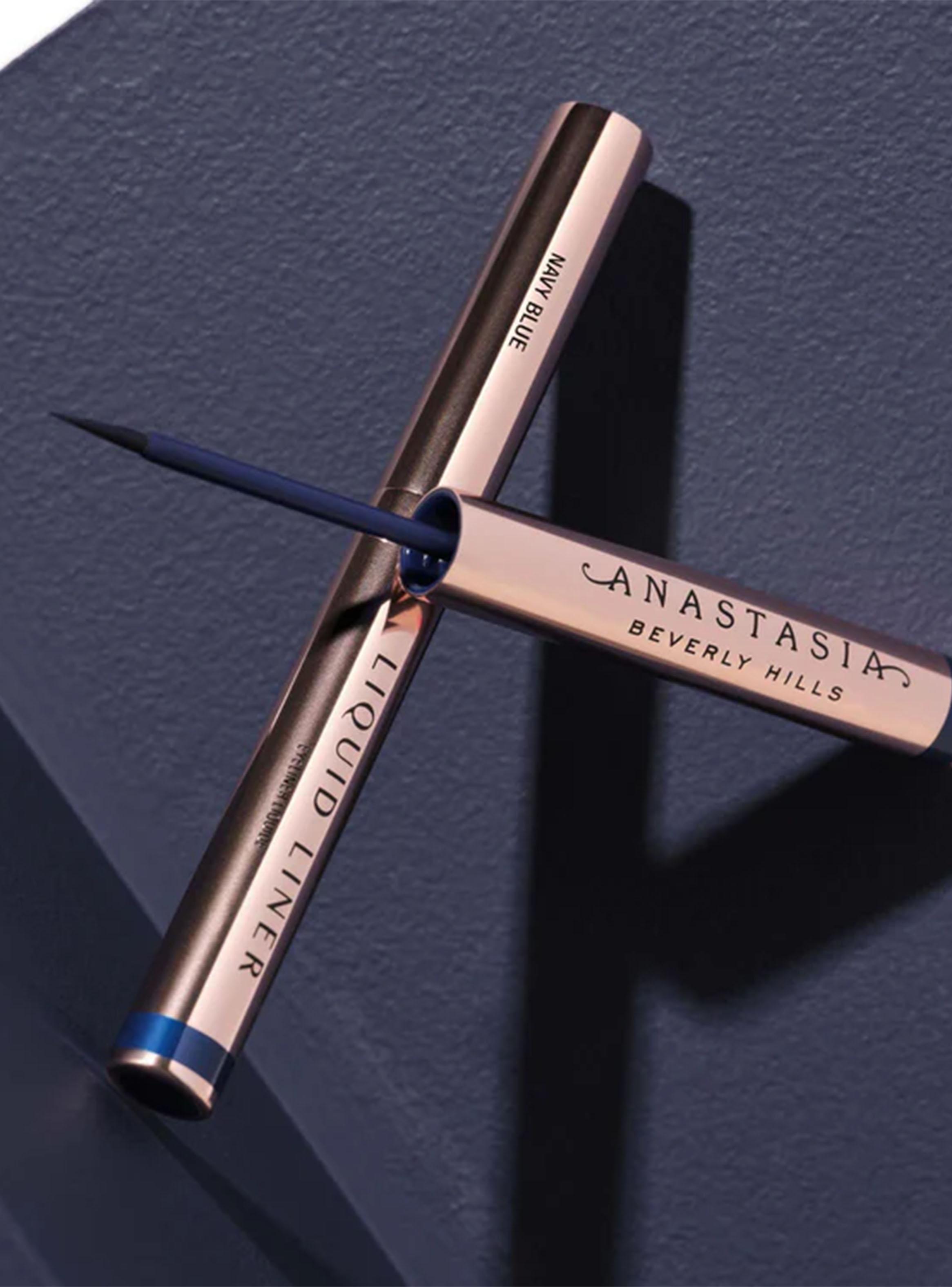 Delineador de Ojos Liquid Eyeliner Aubergine 2.4ml-4