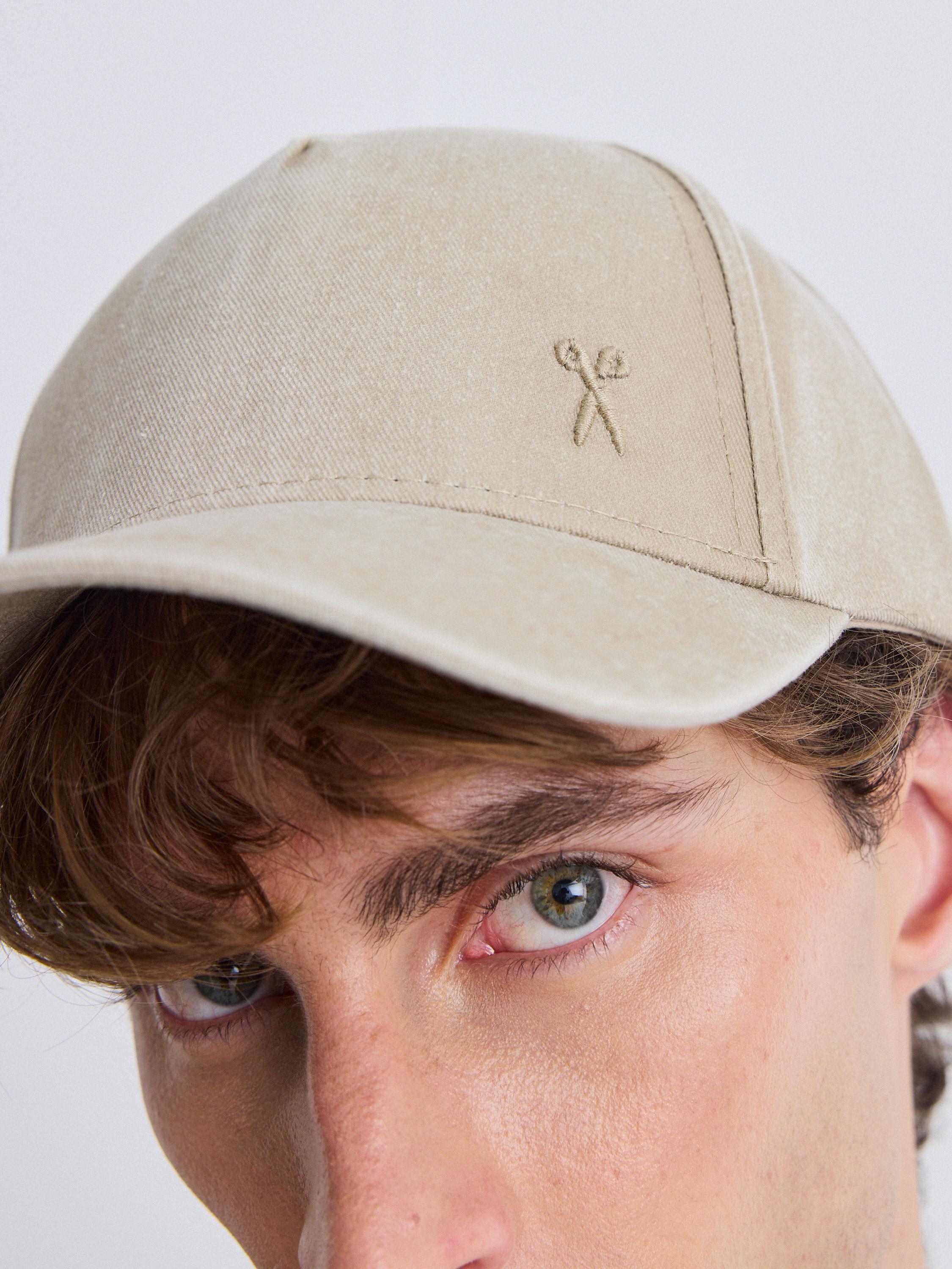 Jockey Detalle Bordado-5