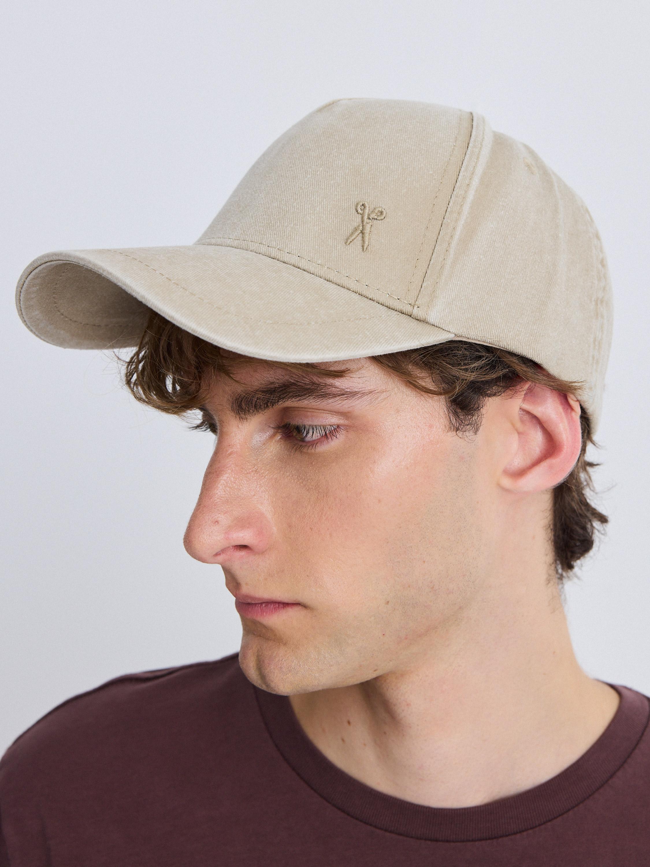 Jockey Detalle Bordado-4