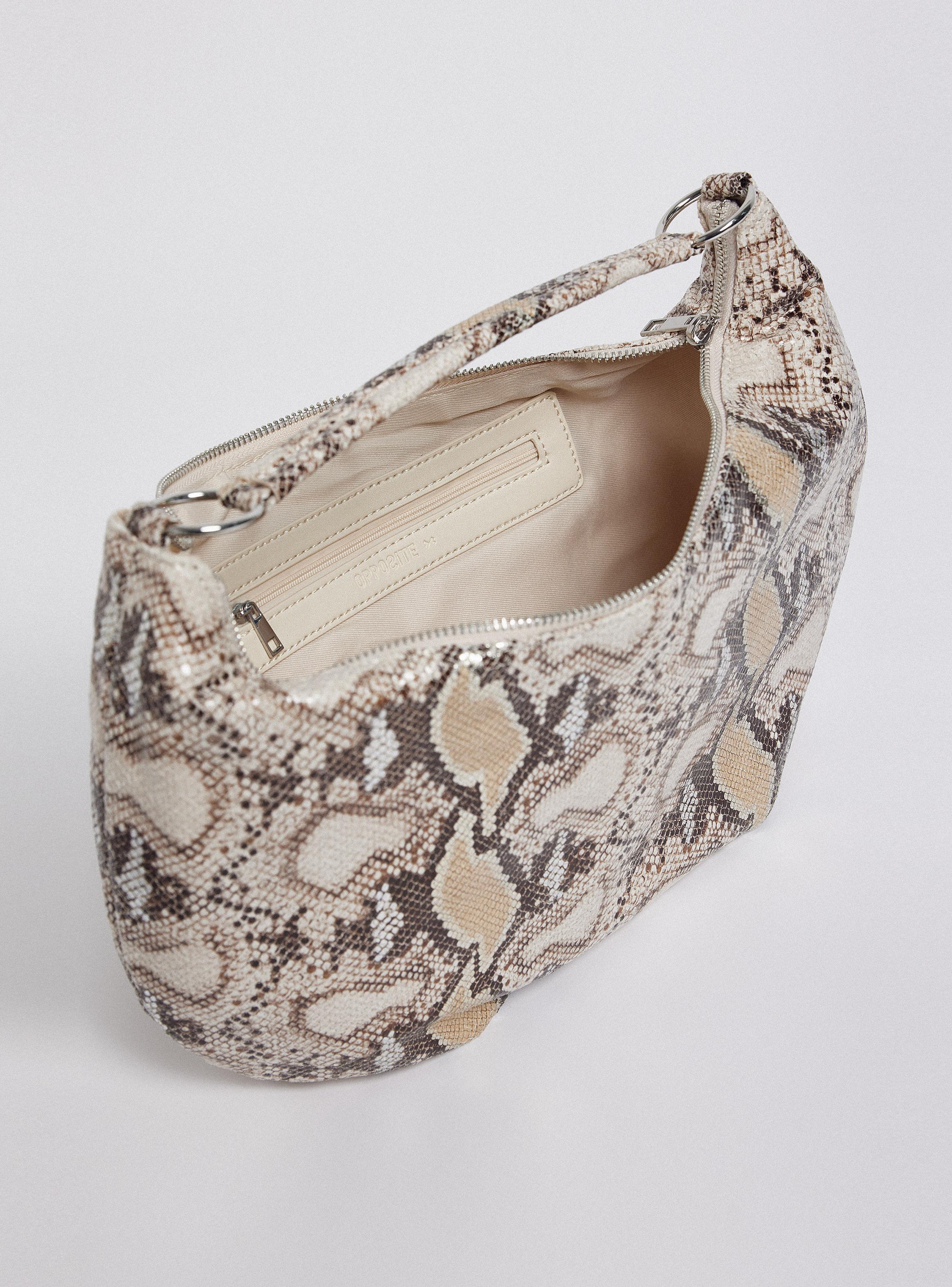 Cartera de Hombro Tipo Hobo Estampada Serpiente-5