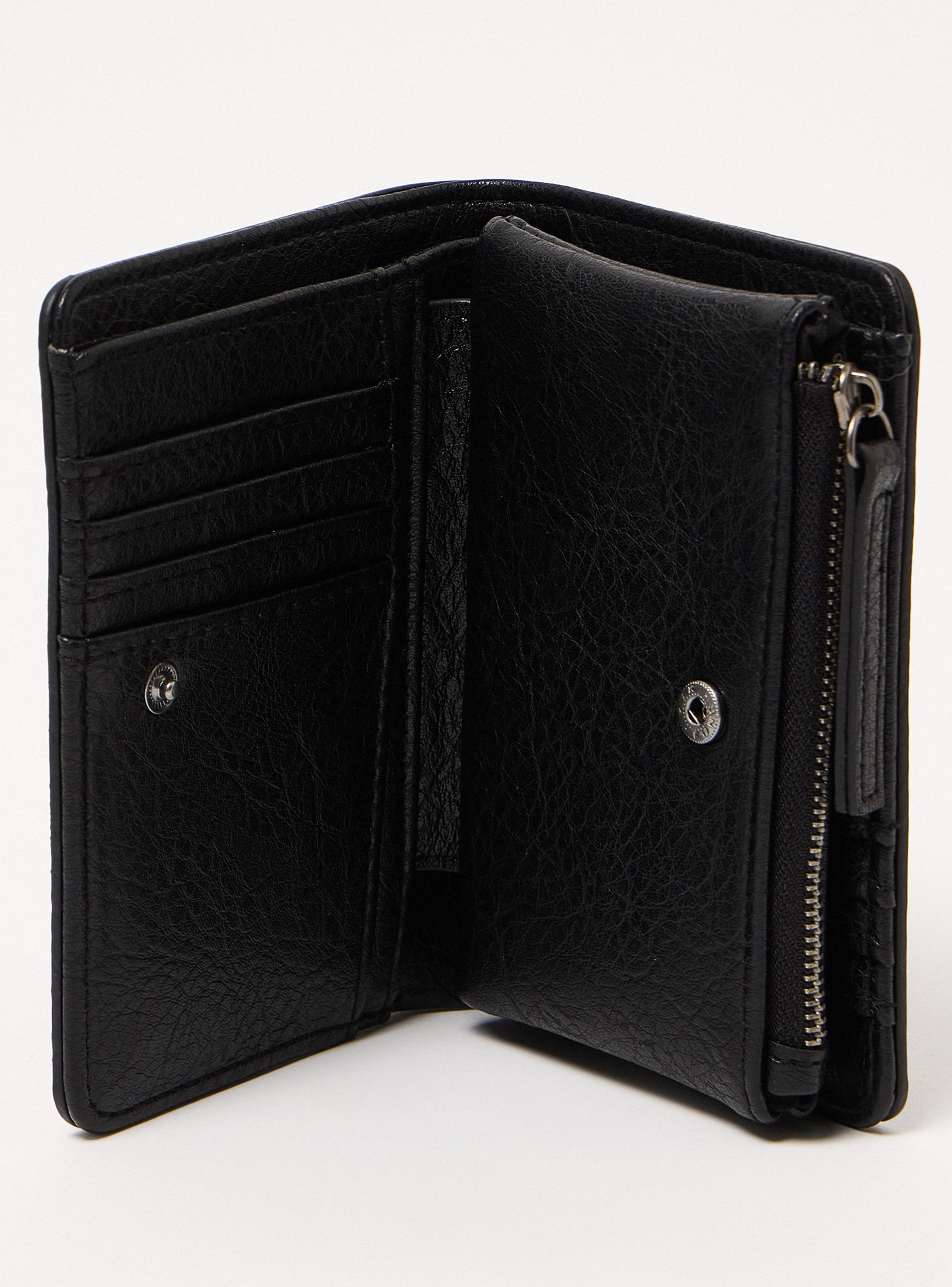 Billetera con Tachas Redondas-2