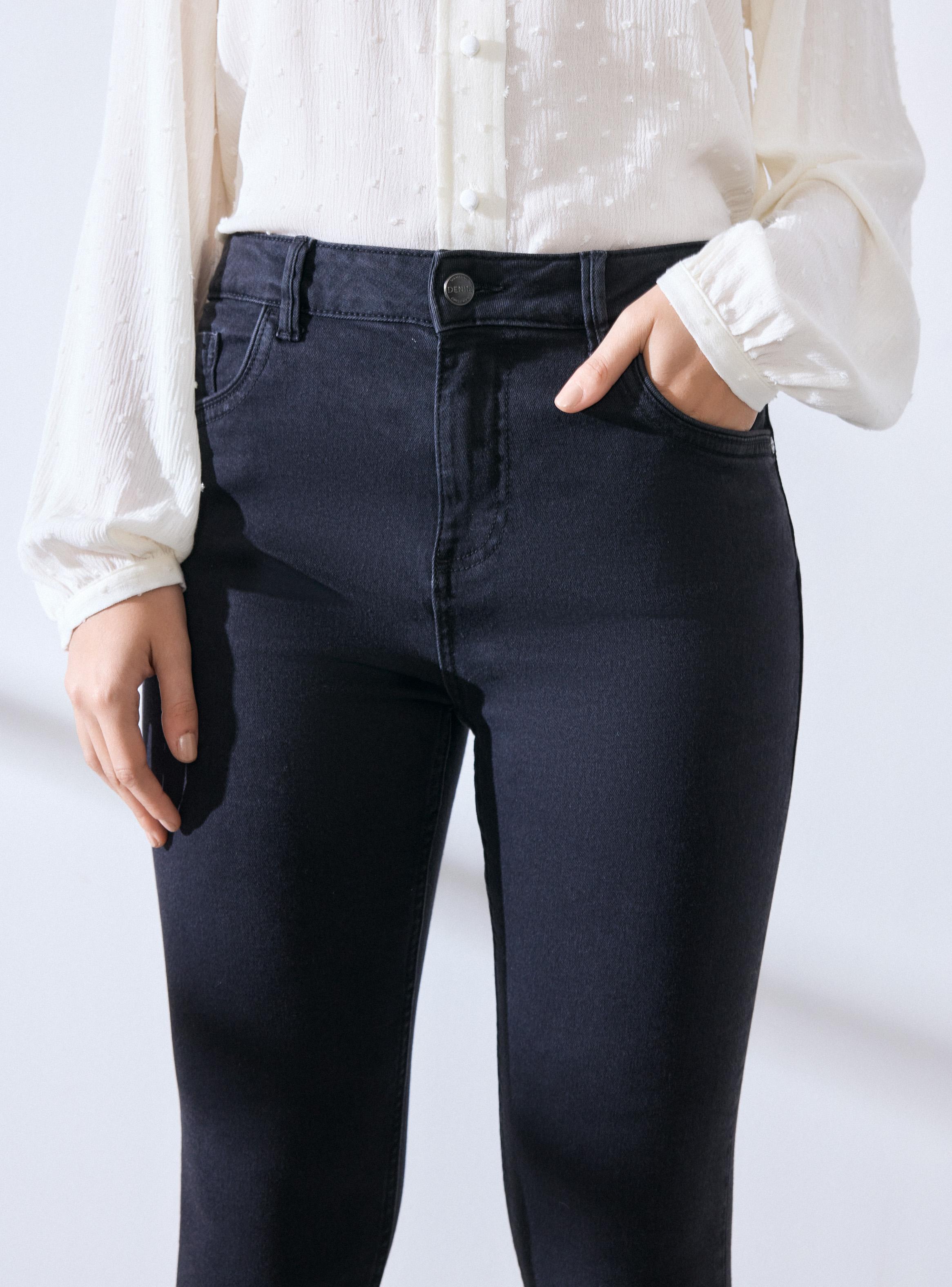 Jeans Bota Ajustada-2