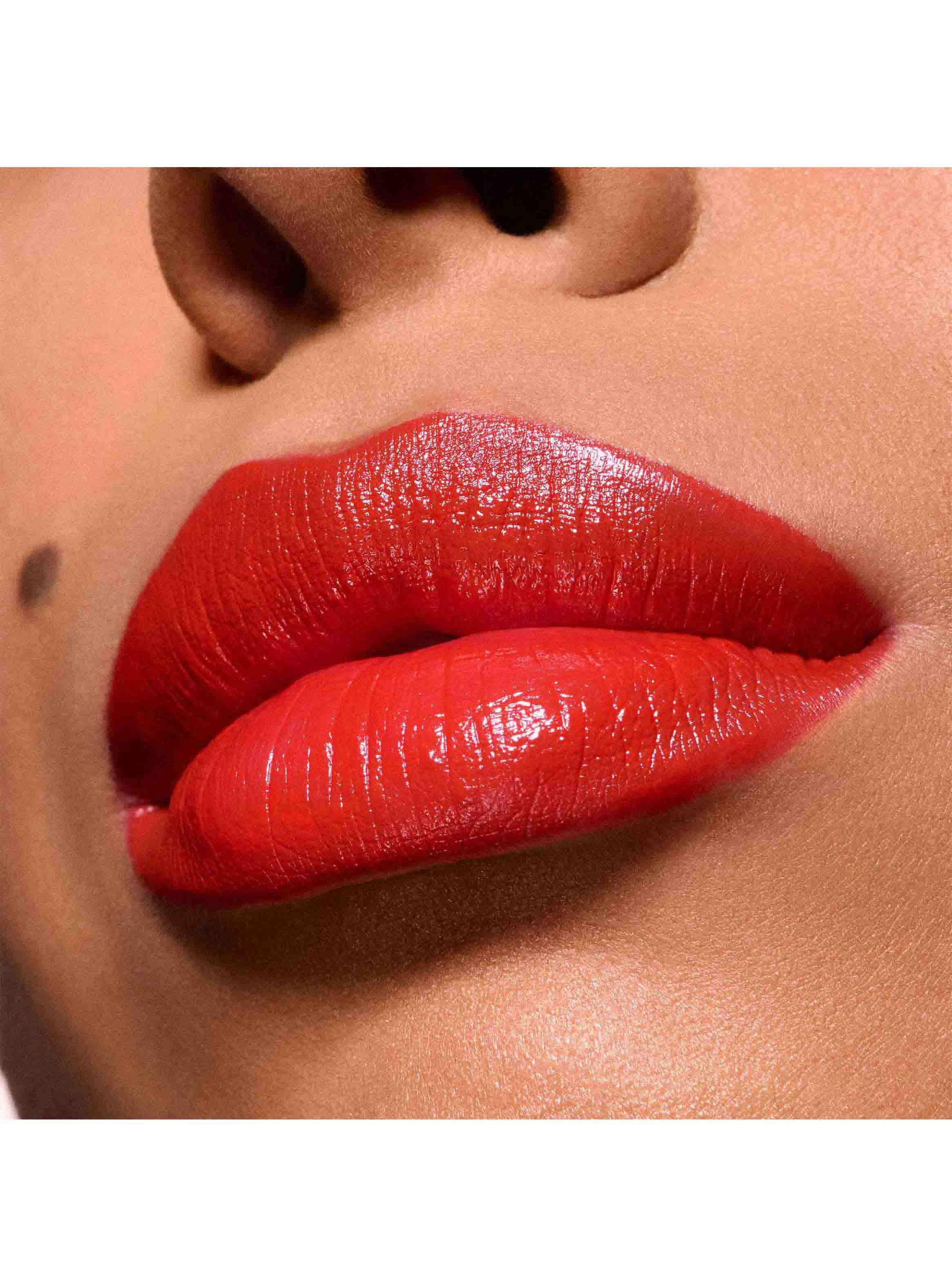 Labial M·A·Cximal Satin Lipstick-2