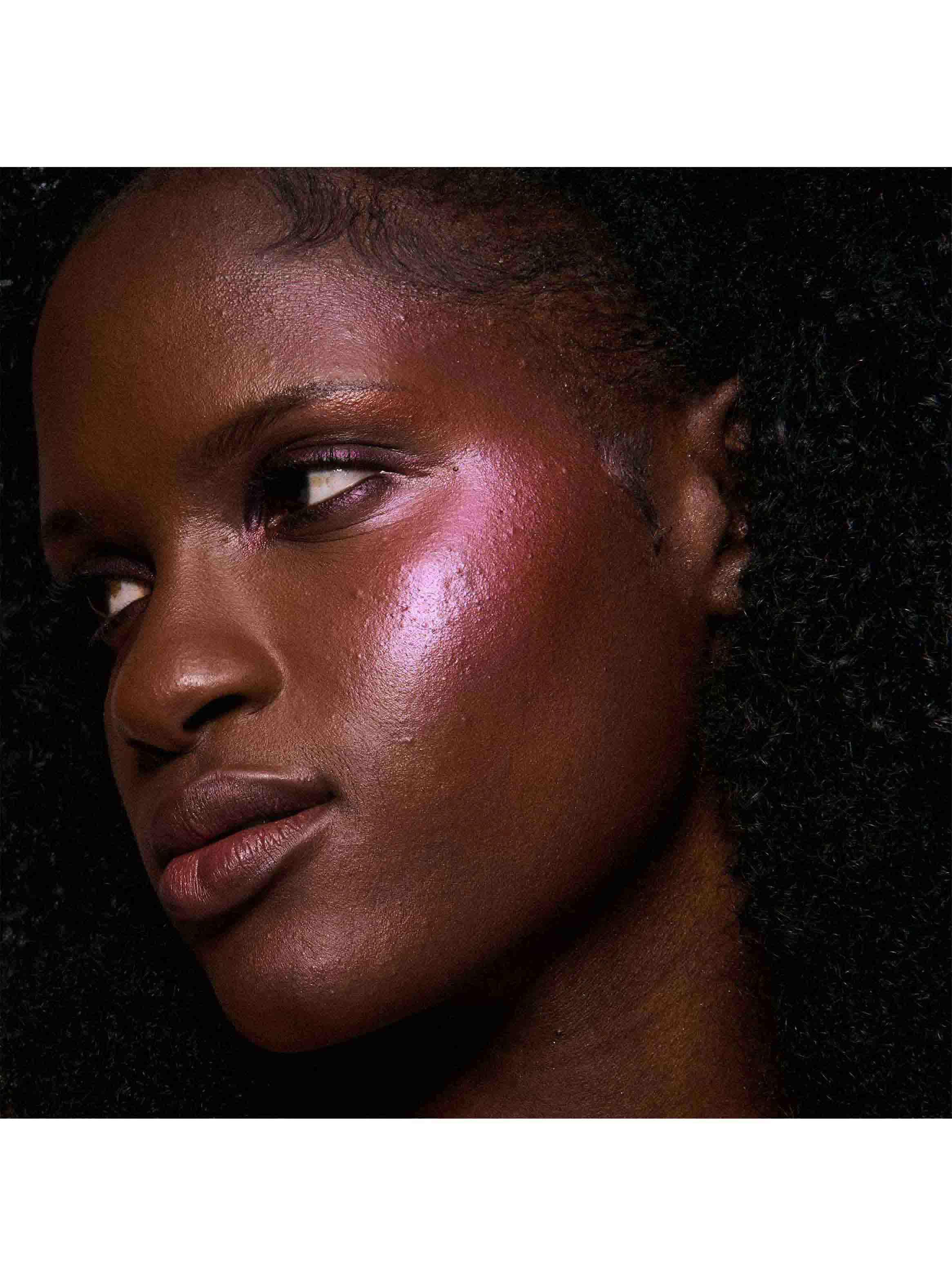 Iluminador de Rostro MAC Bounce & Gleam Candied Copper-4