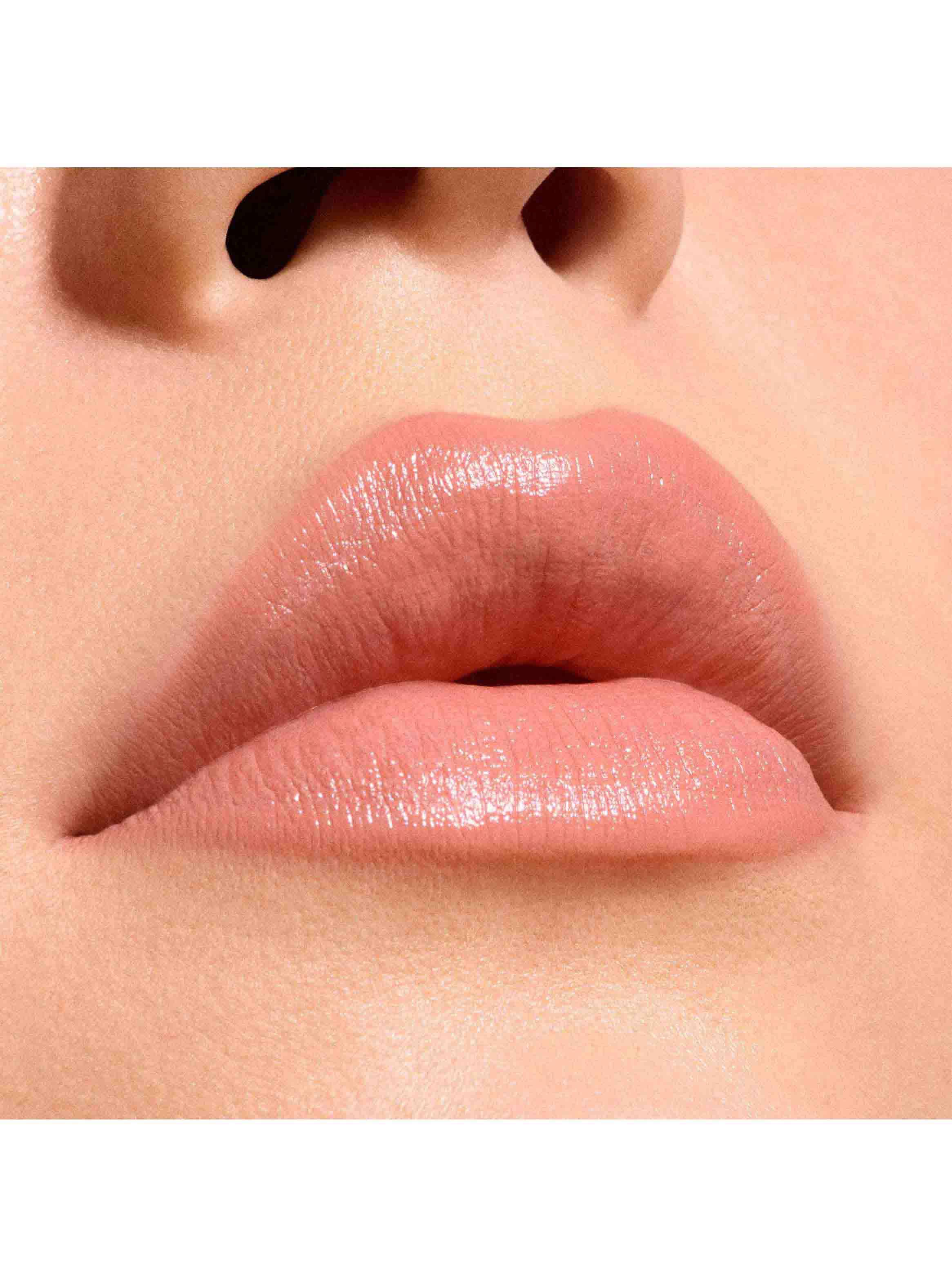 Labial M·A·Cximal Satin Lipstick-3