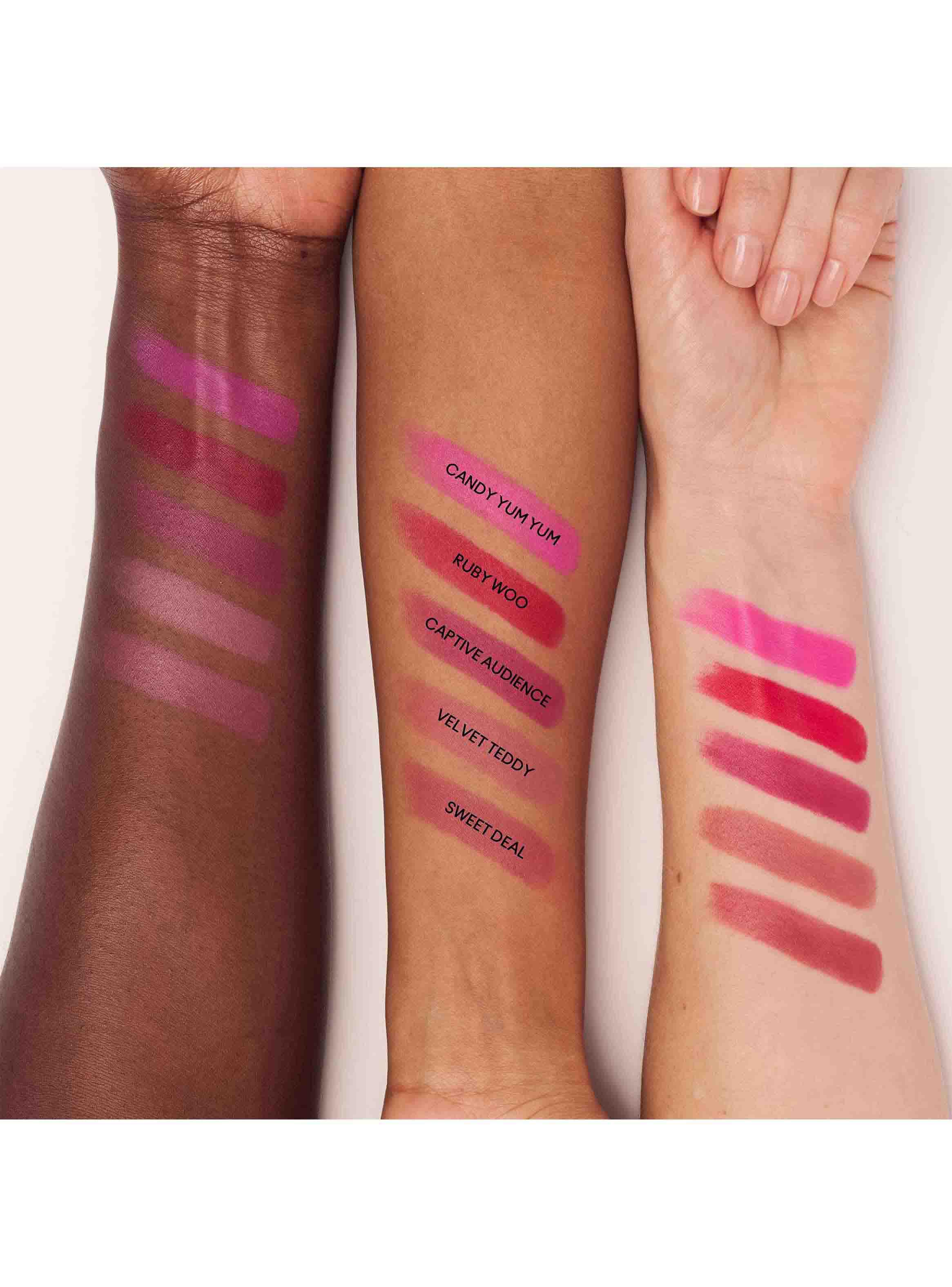 Set de Maquillaje de Labios MAC Less Is Bore Lip Kit x 5-4