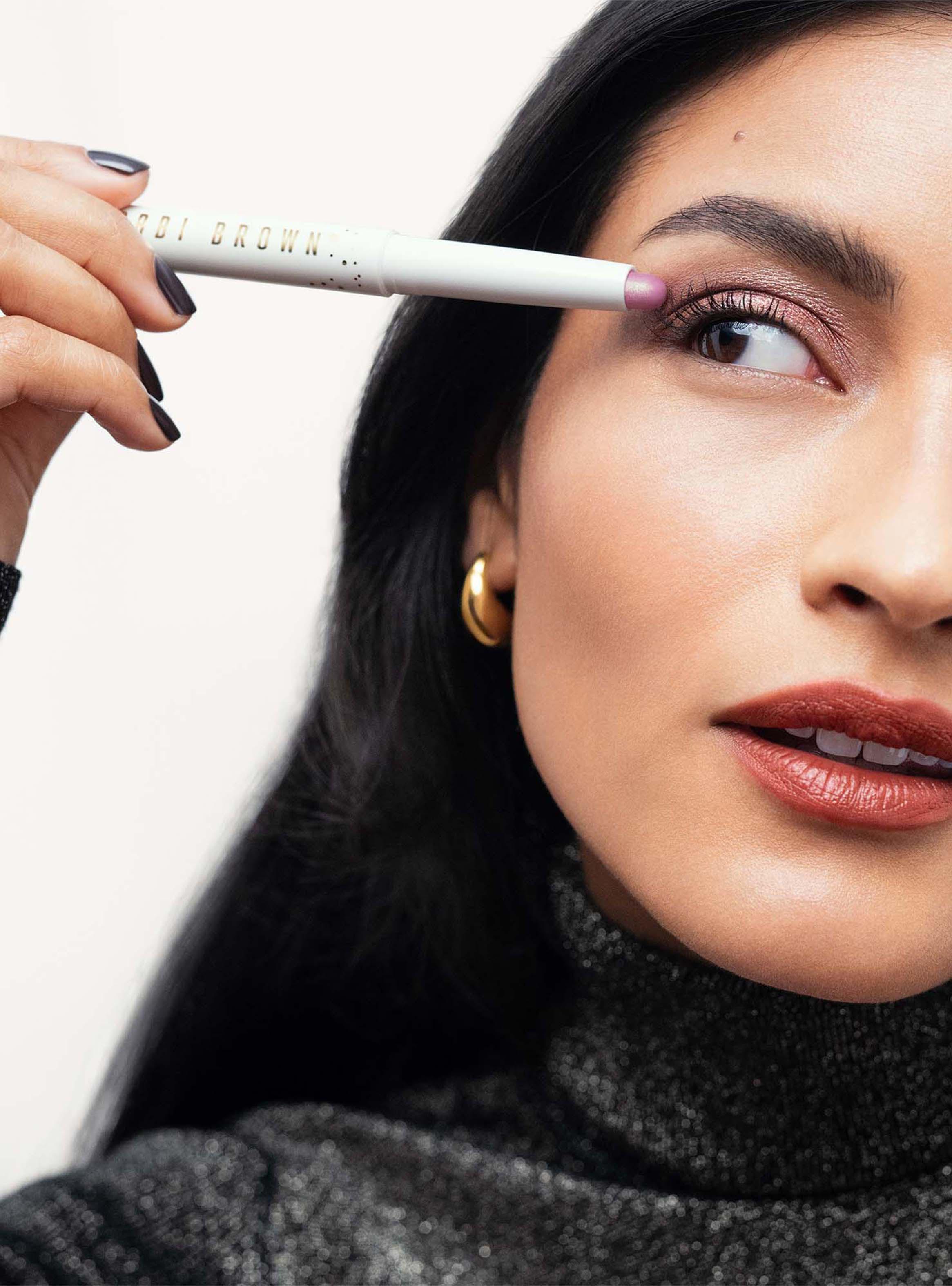 Long-Wear Cream Shadow Stick Taffy 1.6 g Bobbi Brown-3