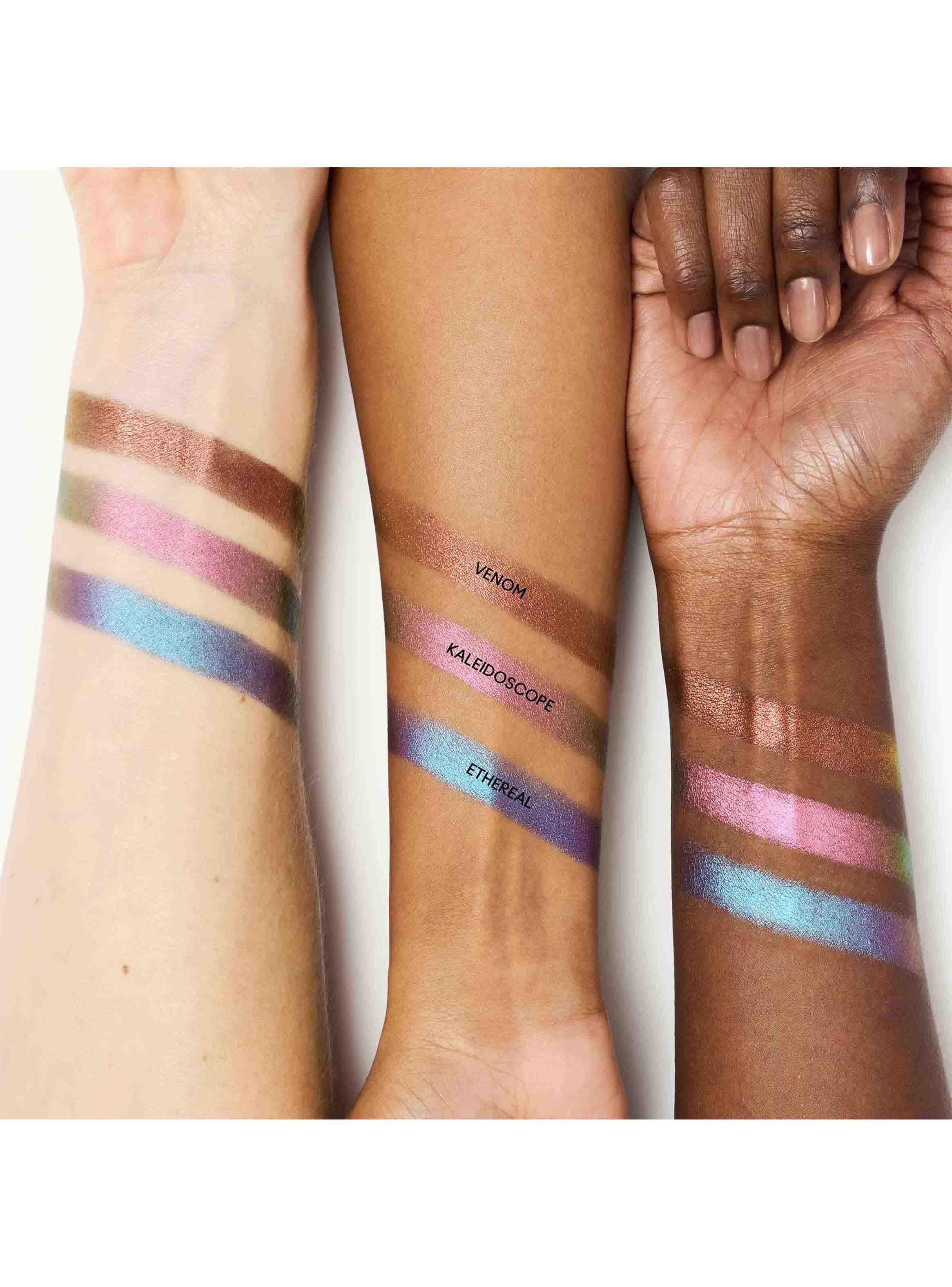 Sombra de Ojos MAC Multichrome Venom Single Eye Shadow Compact-3