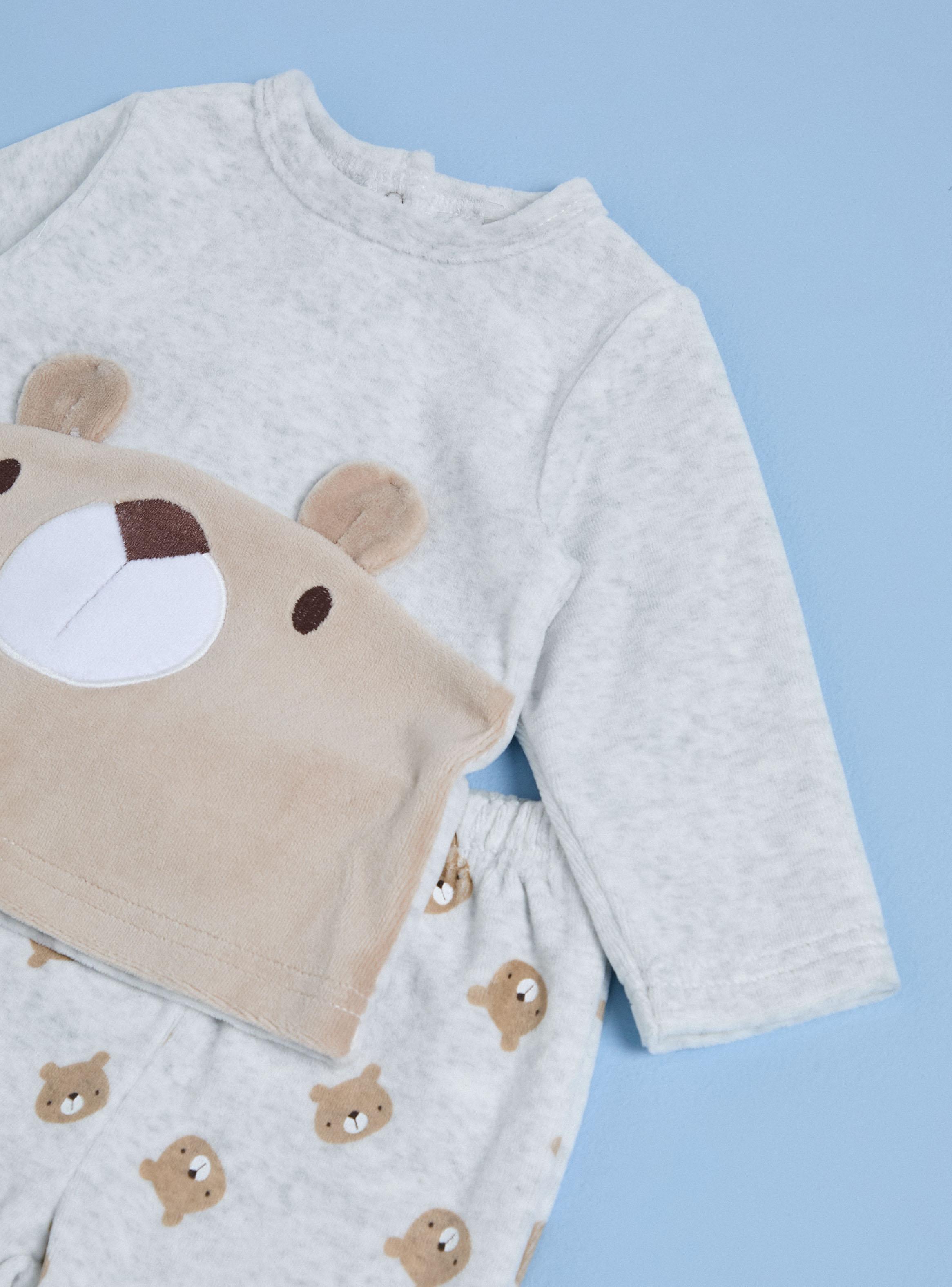 Conjunto con un Oso en el Pecho-3