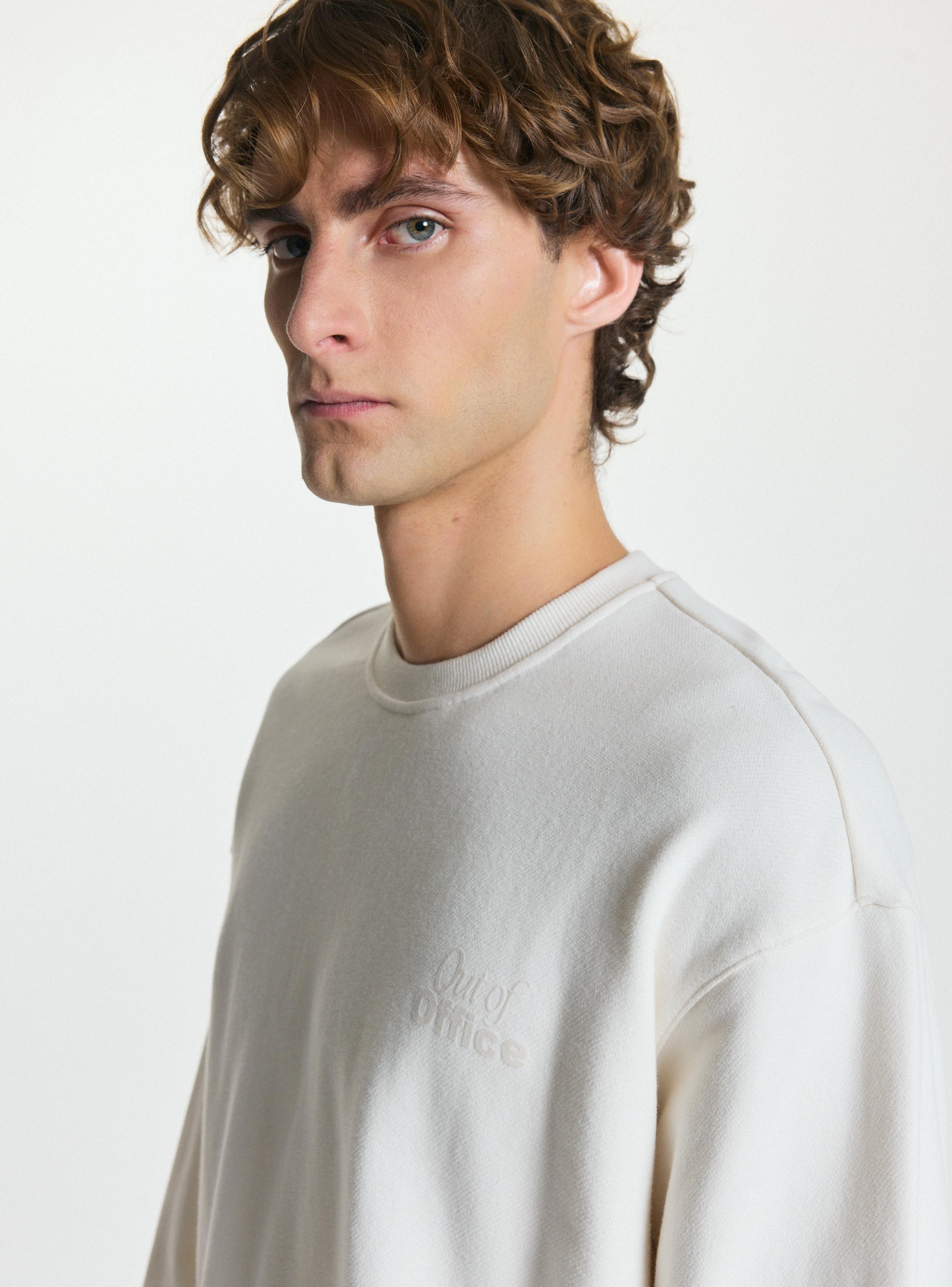 Polerón Liso Cuello Redondo Algodón-2