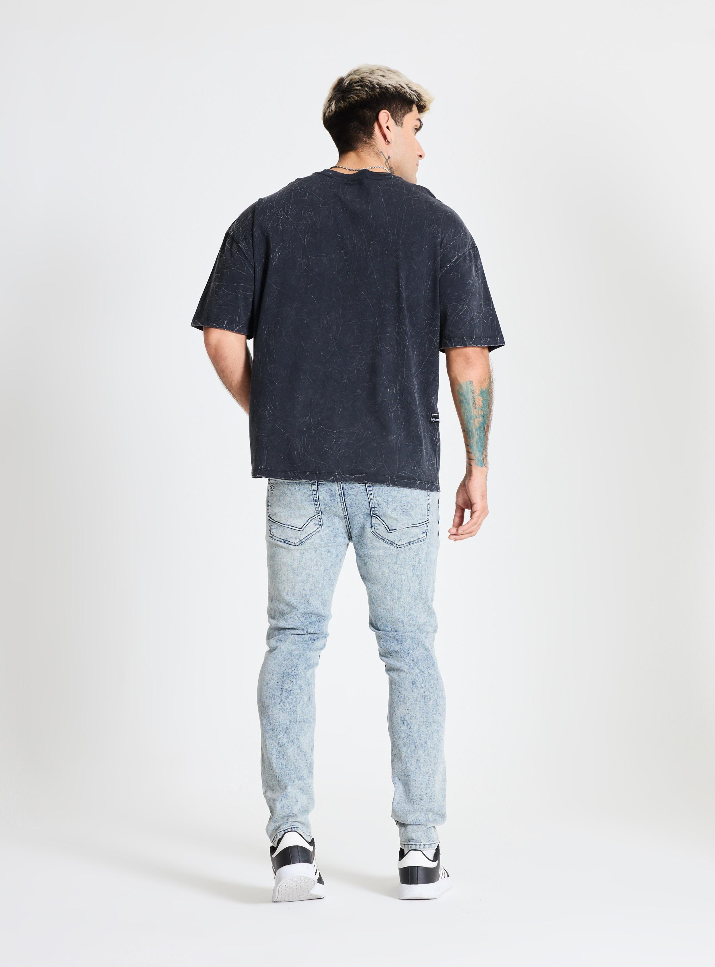 Polera Loose Fit Lavado Gravillado Bordado Delantero-5