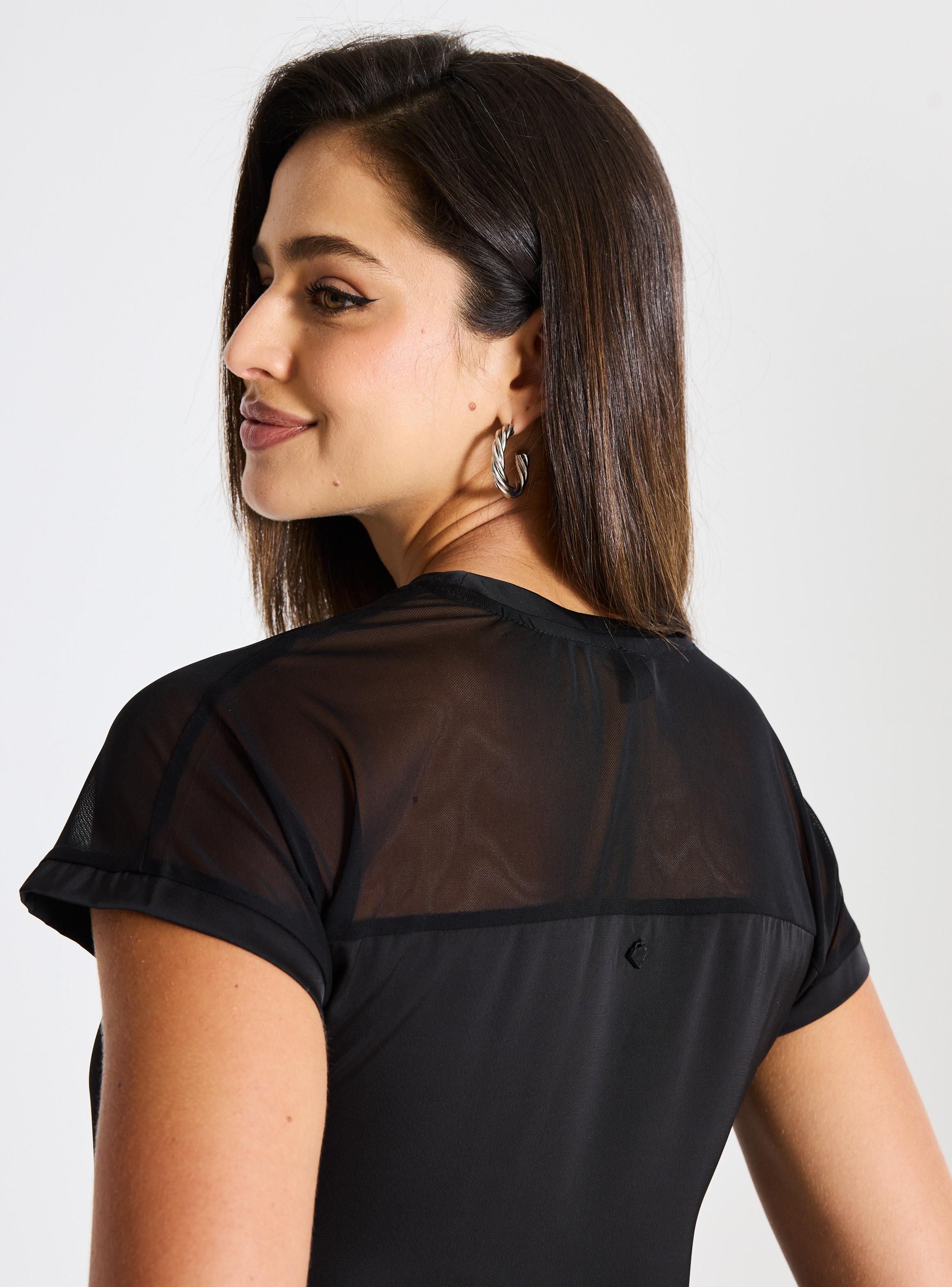 Polera Holgada de Satín y Malla con Tachitas-3