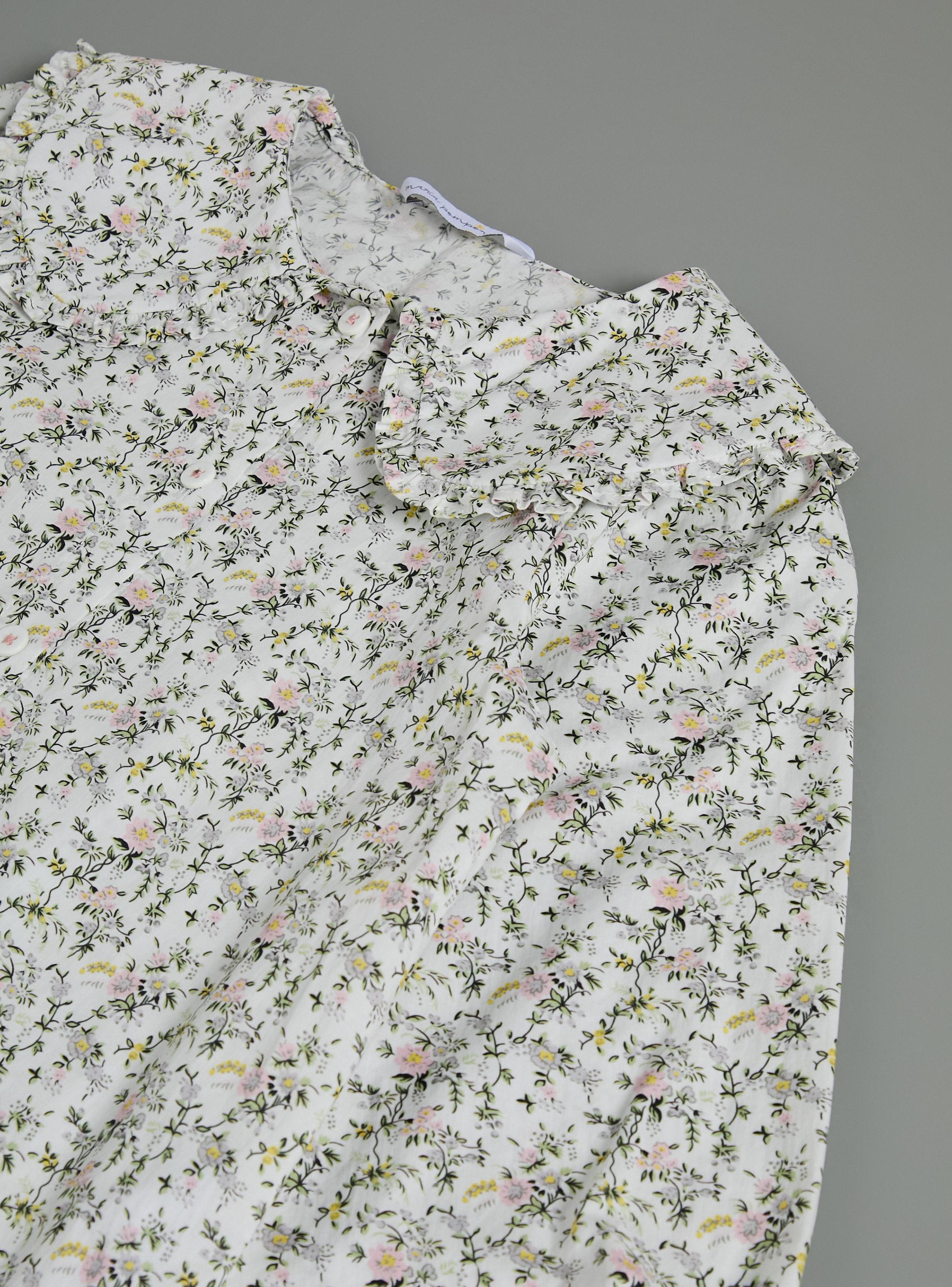 Blusa Floral con Cuello Bobo-2