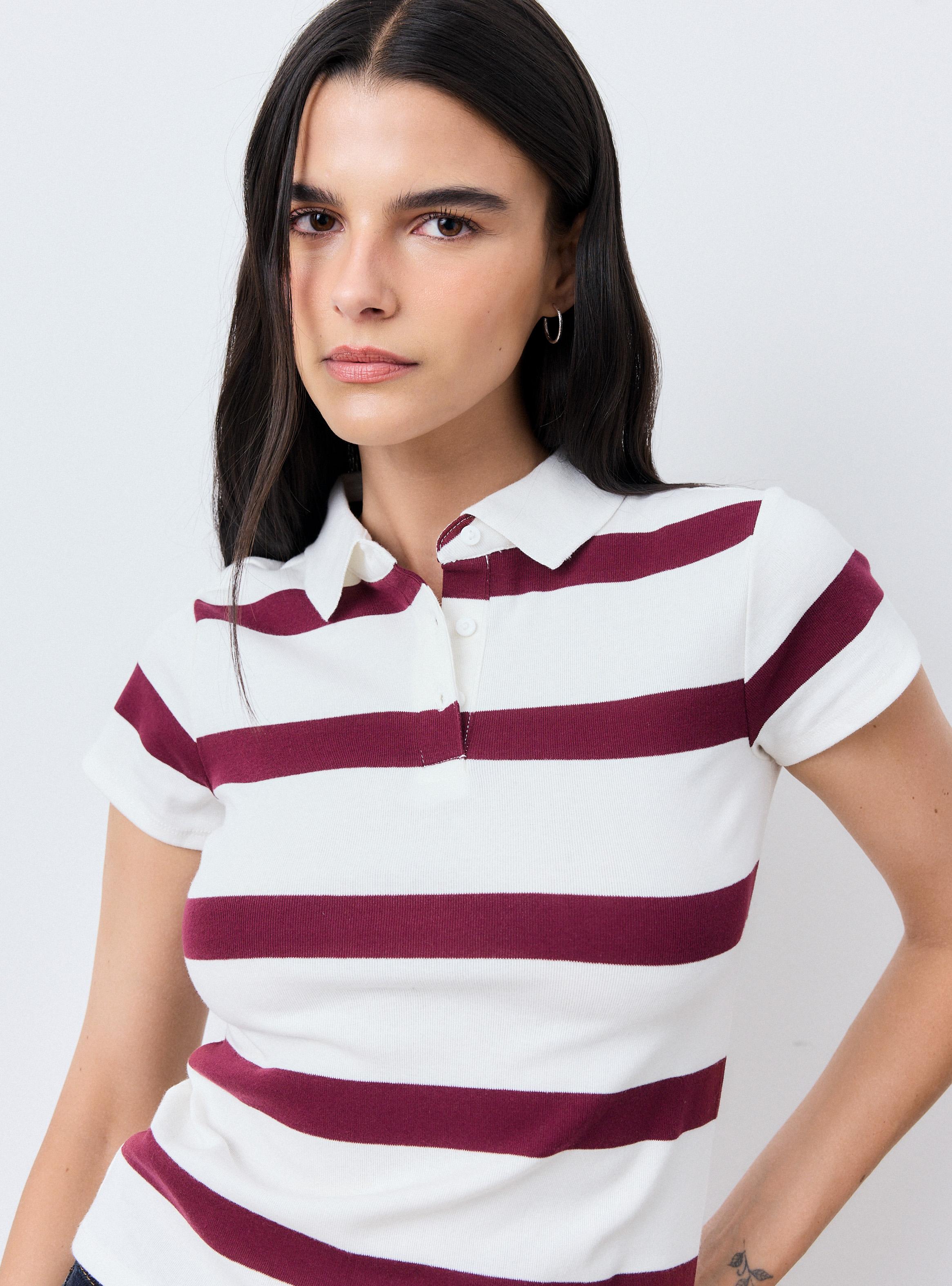 Polera Cuello Polo con Botones Rayada-2