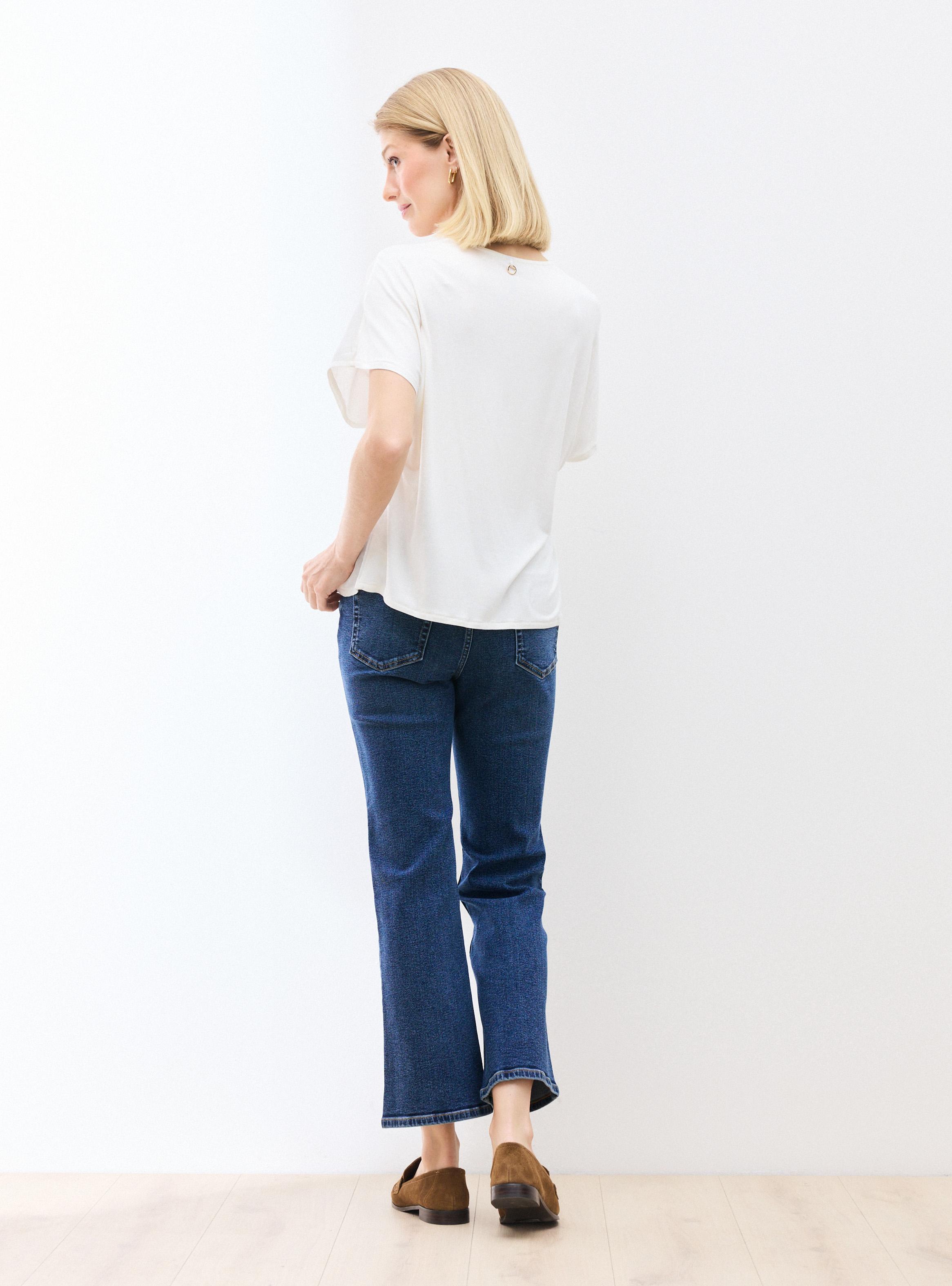 Polera Satinada en Delantero con Pinza Bajo el Escote-5