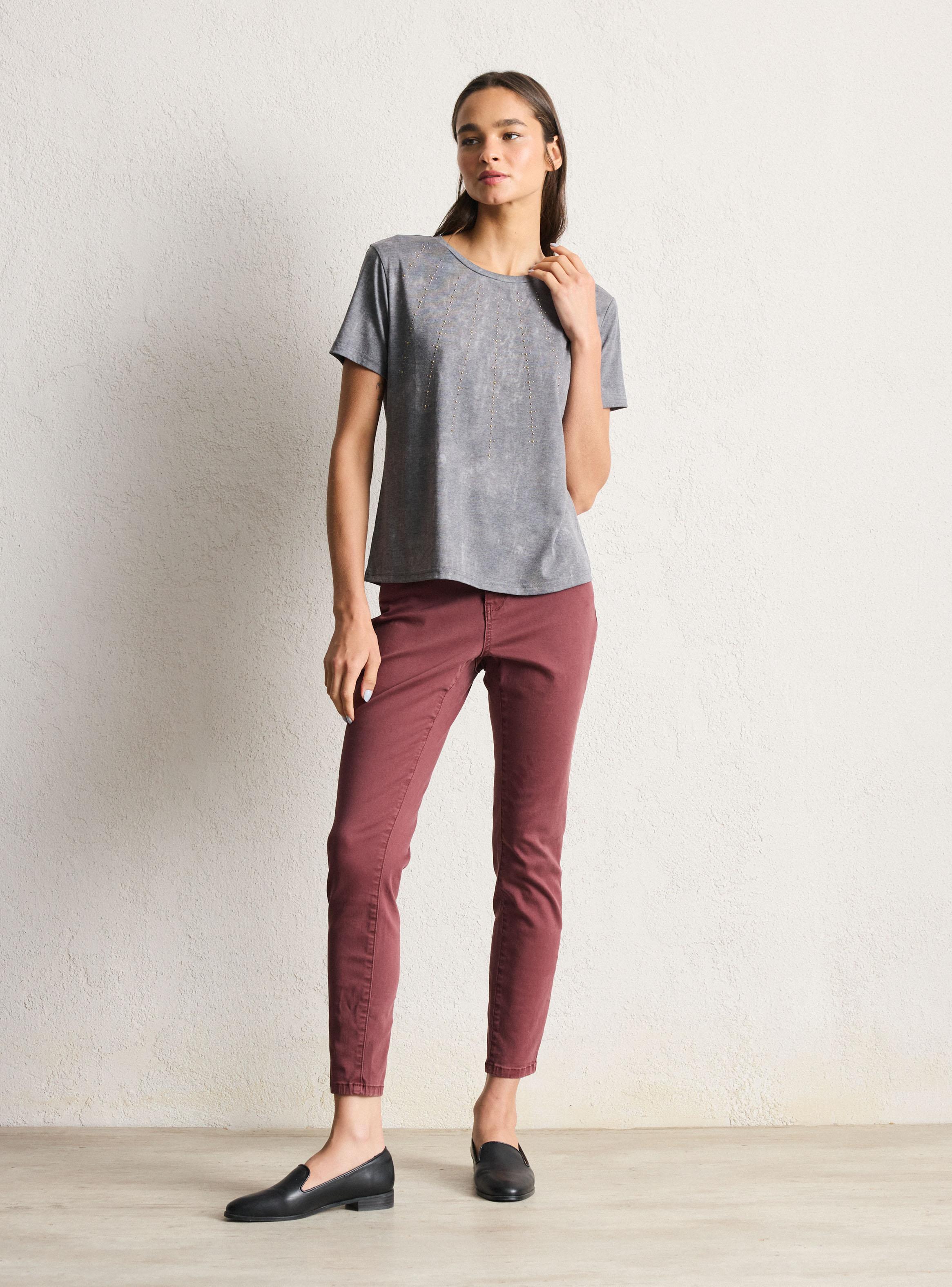 Polera con Proceso de Teñido y Tachas-4