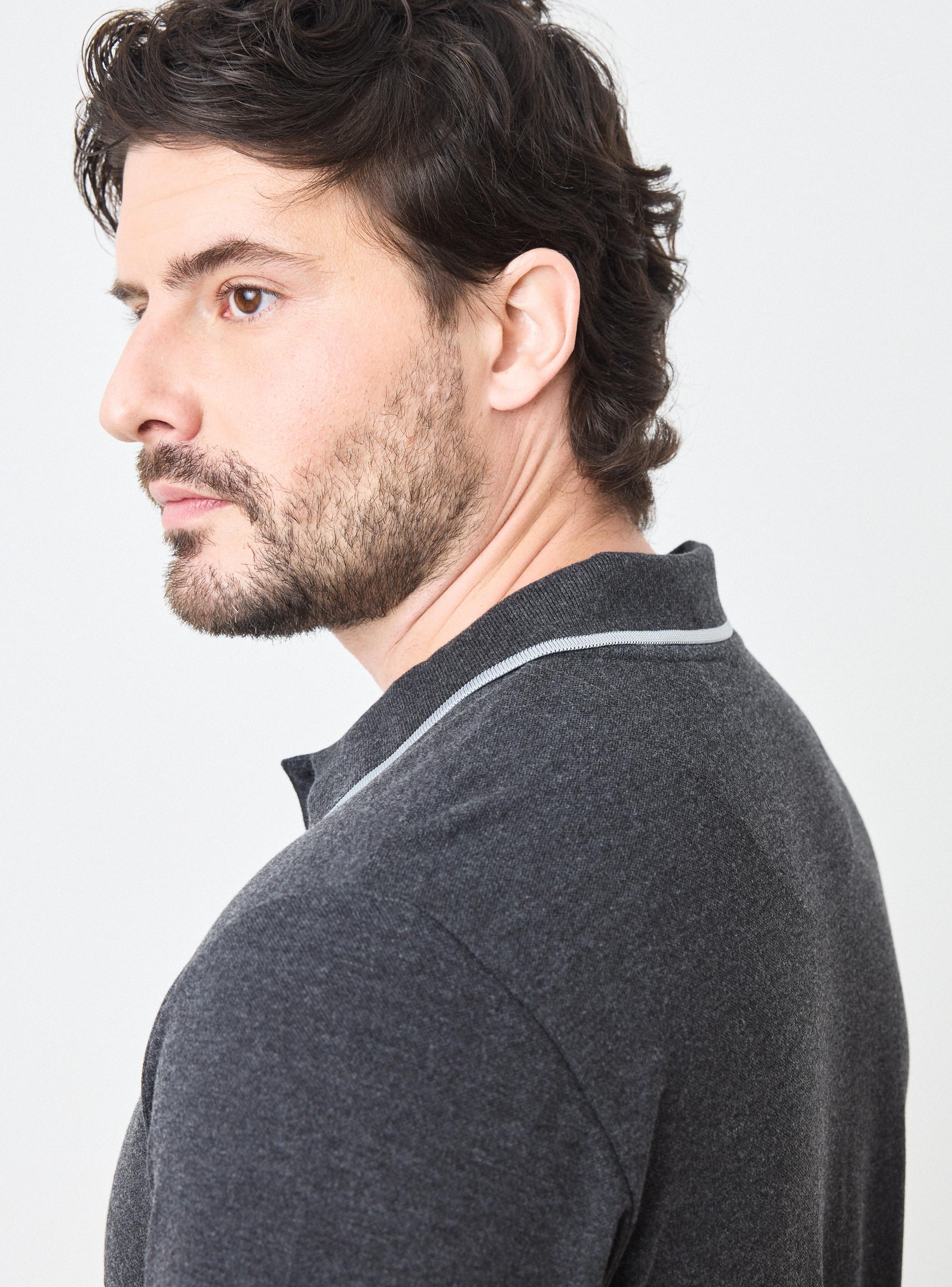 Polera Piqué Manga Larga Lisa-3