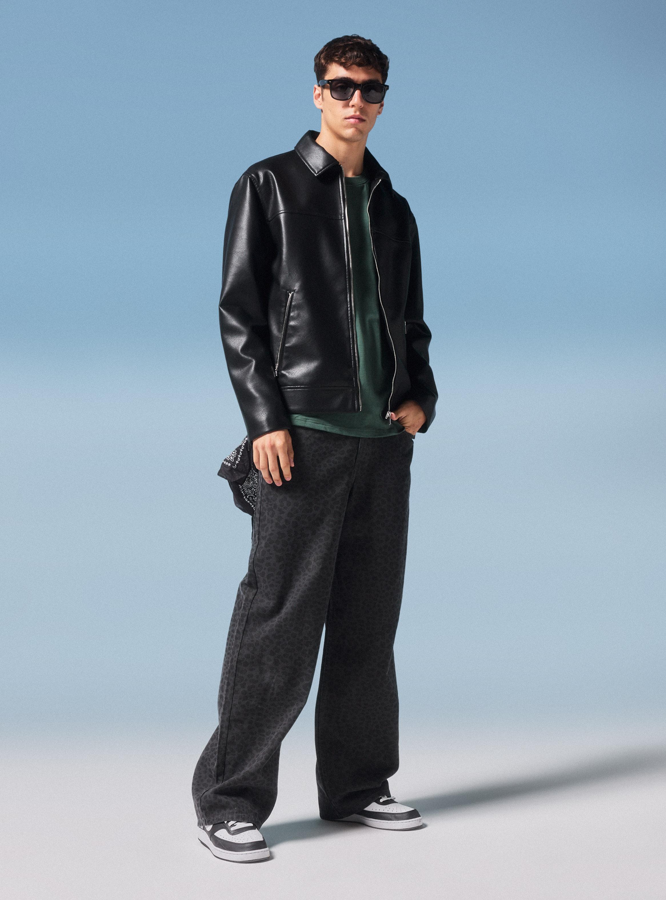 Chaqueta Bomber Cuero Sintético-4