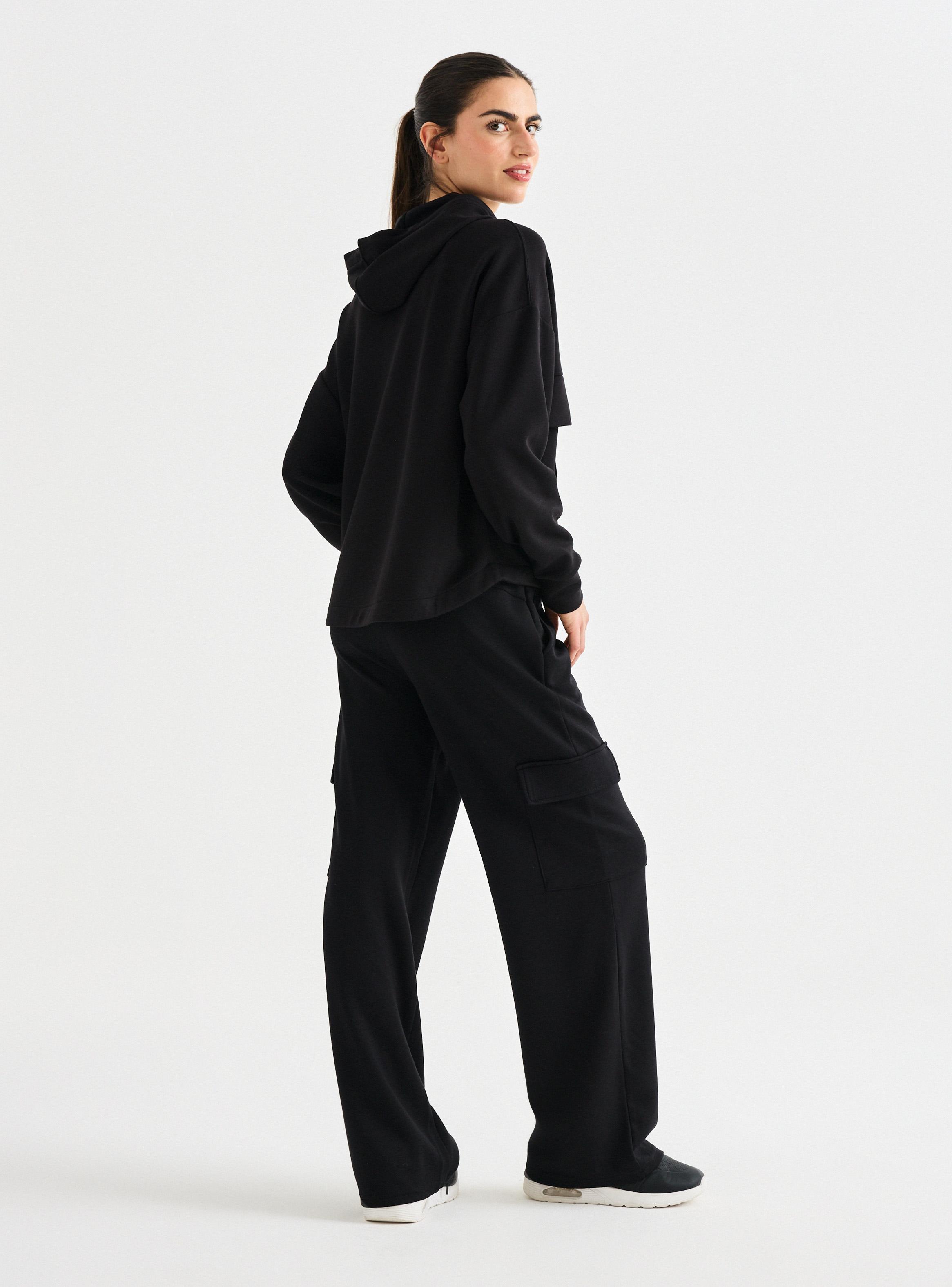 Polerón con Capucha Tela Fluida Y Liviana-5