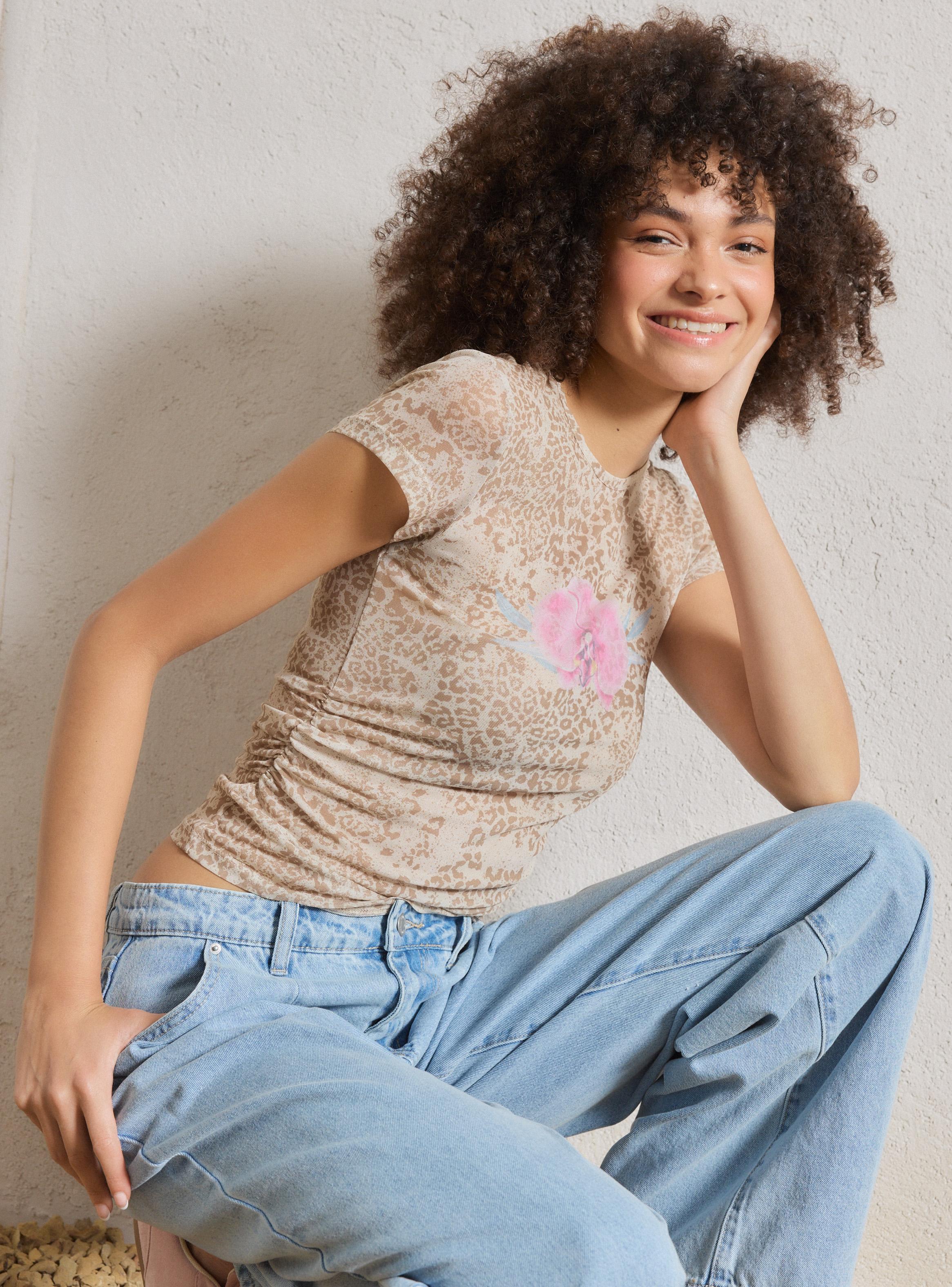 Polera Animal Print y Flores-3