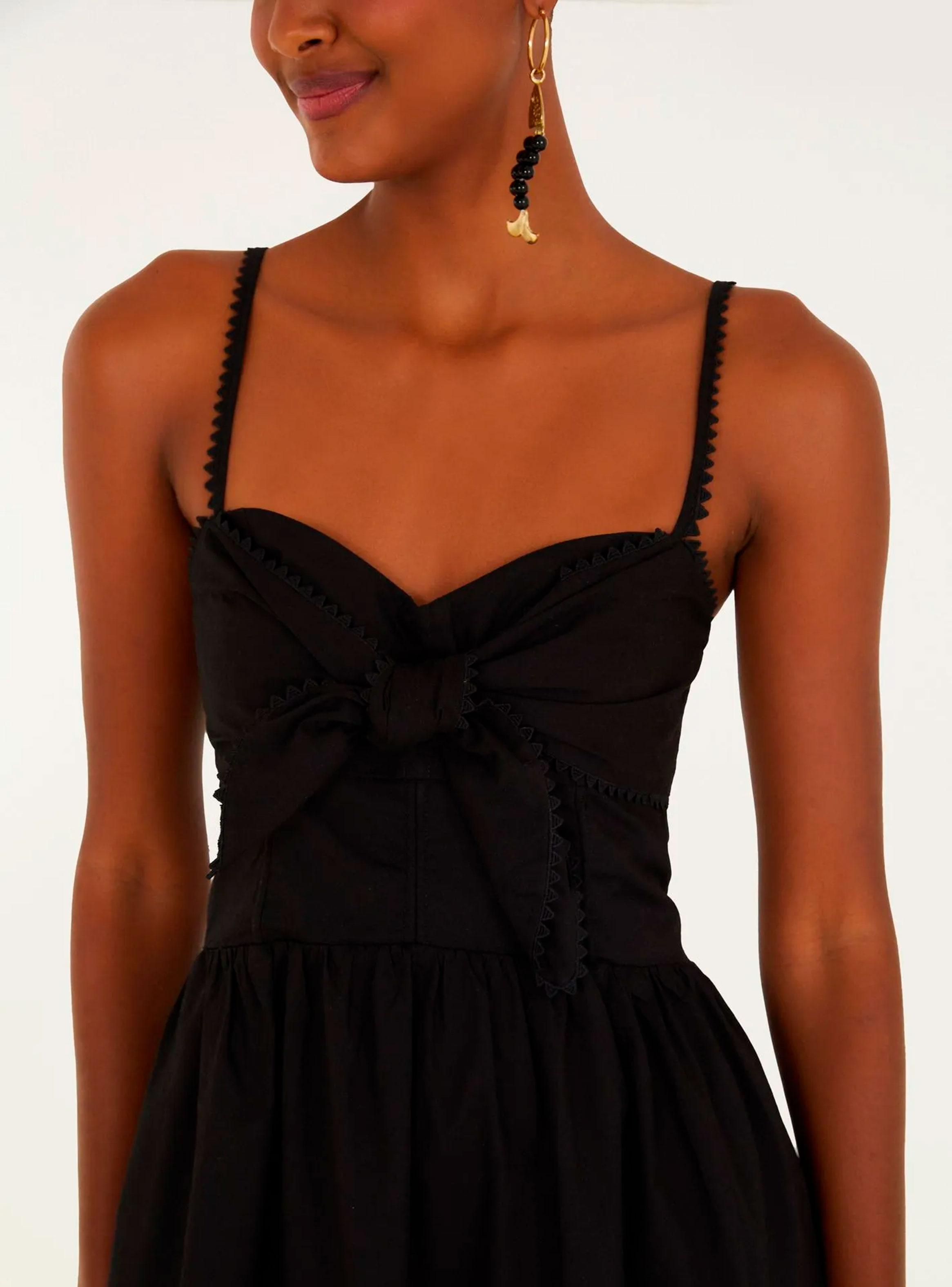 Vestido Midi Escote Corazón y Amarra-3