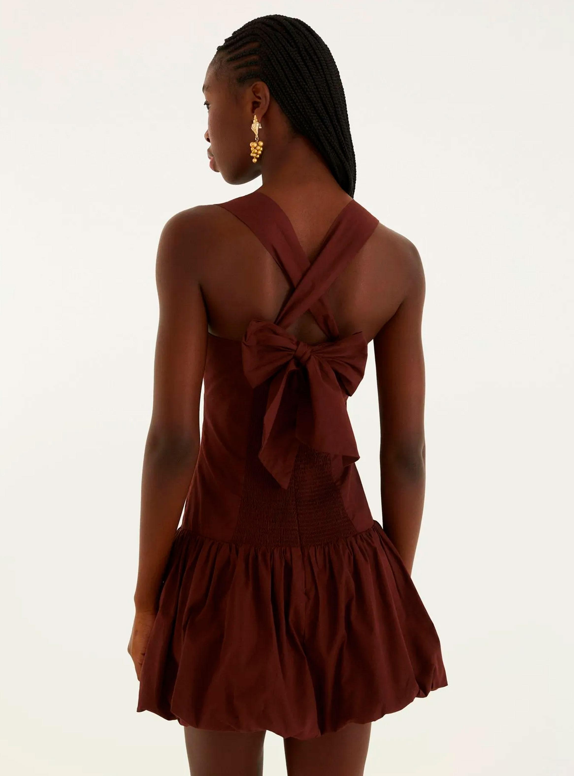 Vestido Corto Aglobado y Escote Cuadrado-1