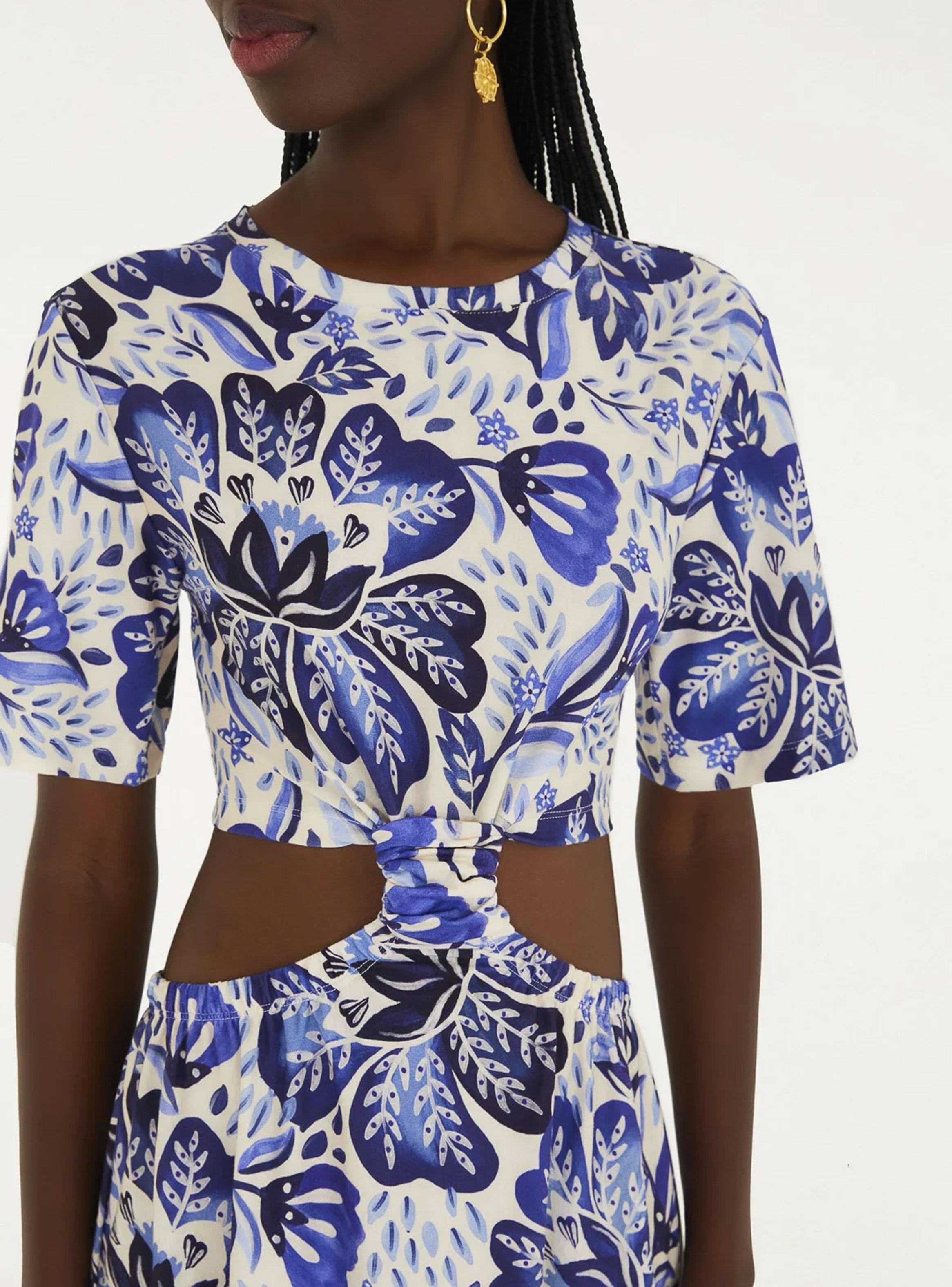 Vestido Midi Detalle de Cortes Diseño Floral-1