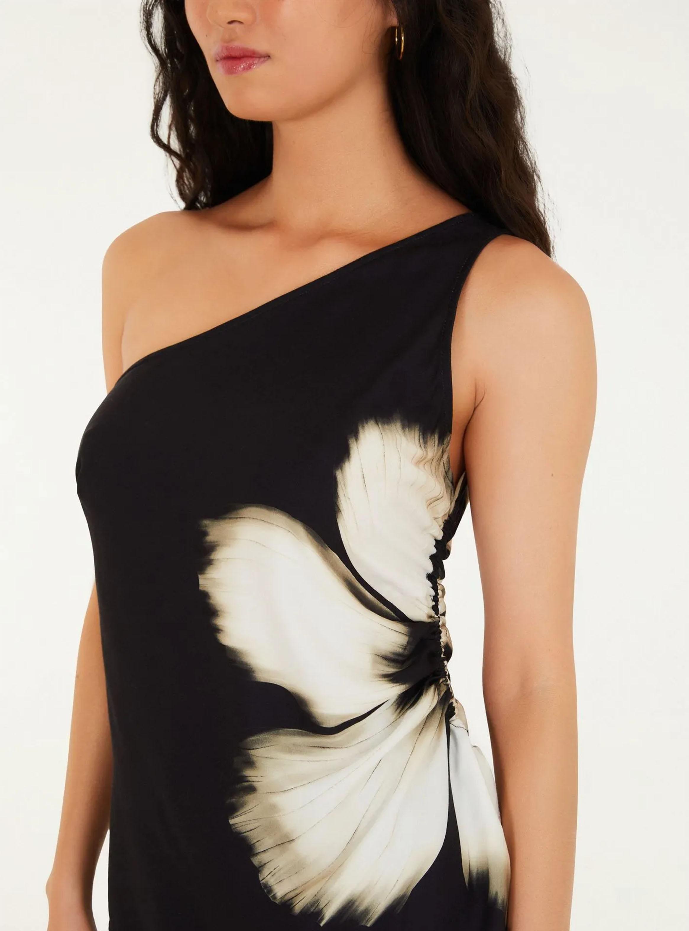 Blusa Asimétrica con Fruncido Lateral Diseño Floral-2