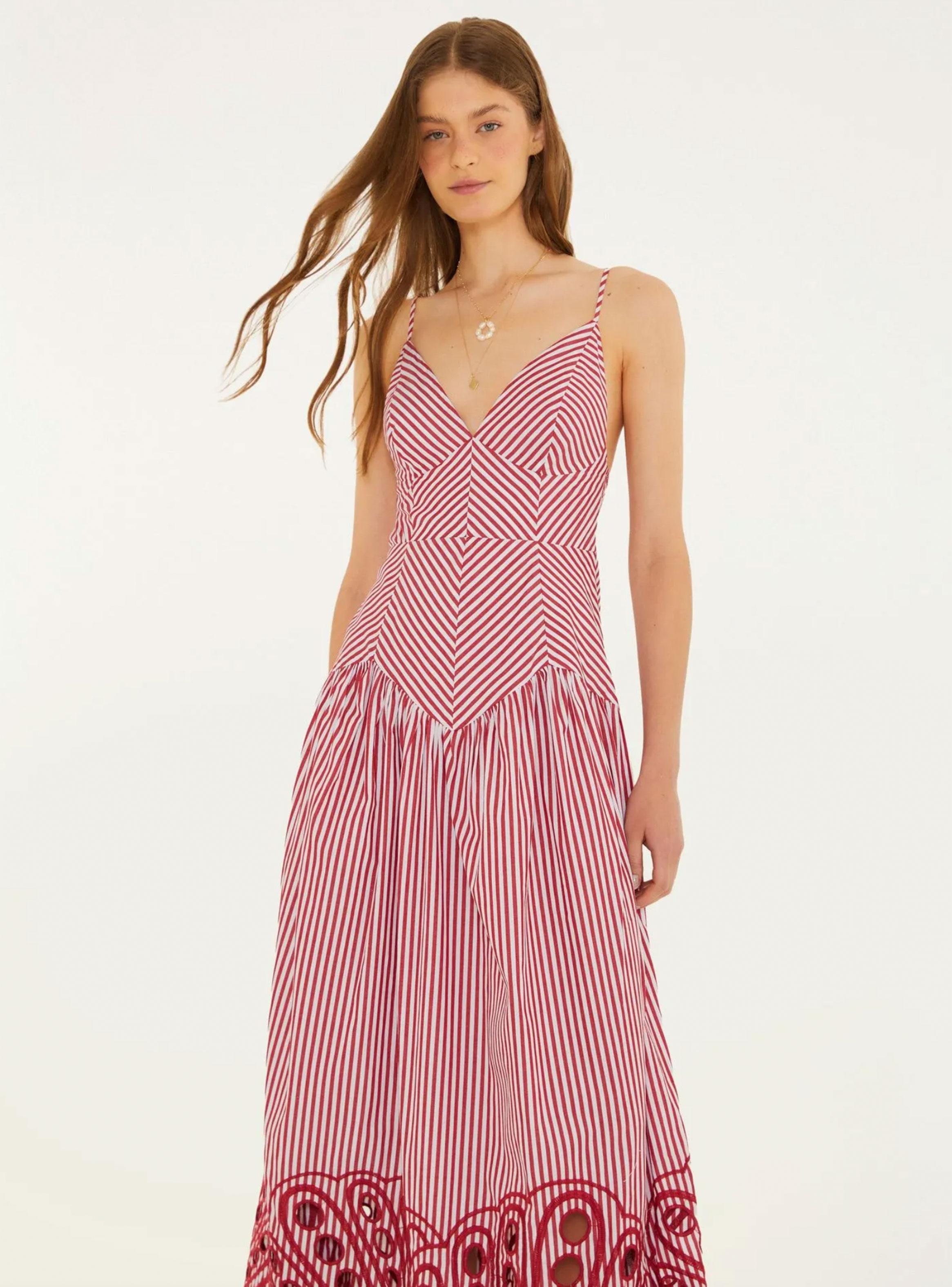 Vestido Largo Diseño de Rayas y Bordado Inferior-2