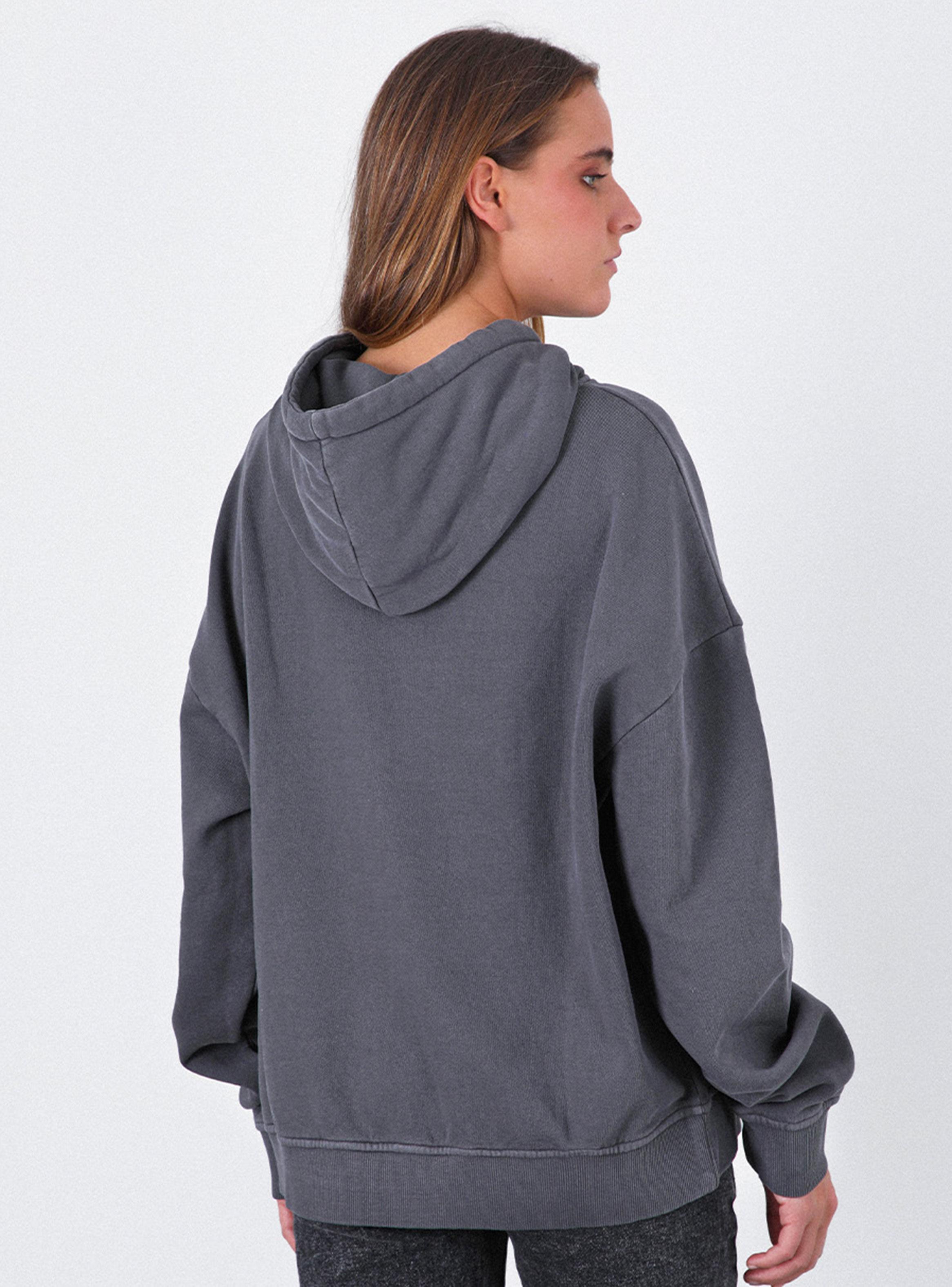 Polerón Hoodie Estampado Grey Colección Josefa Saez-2