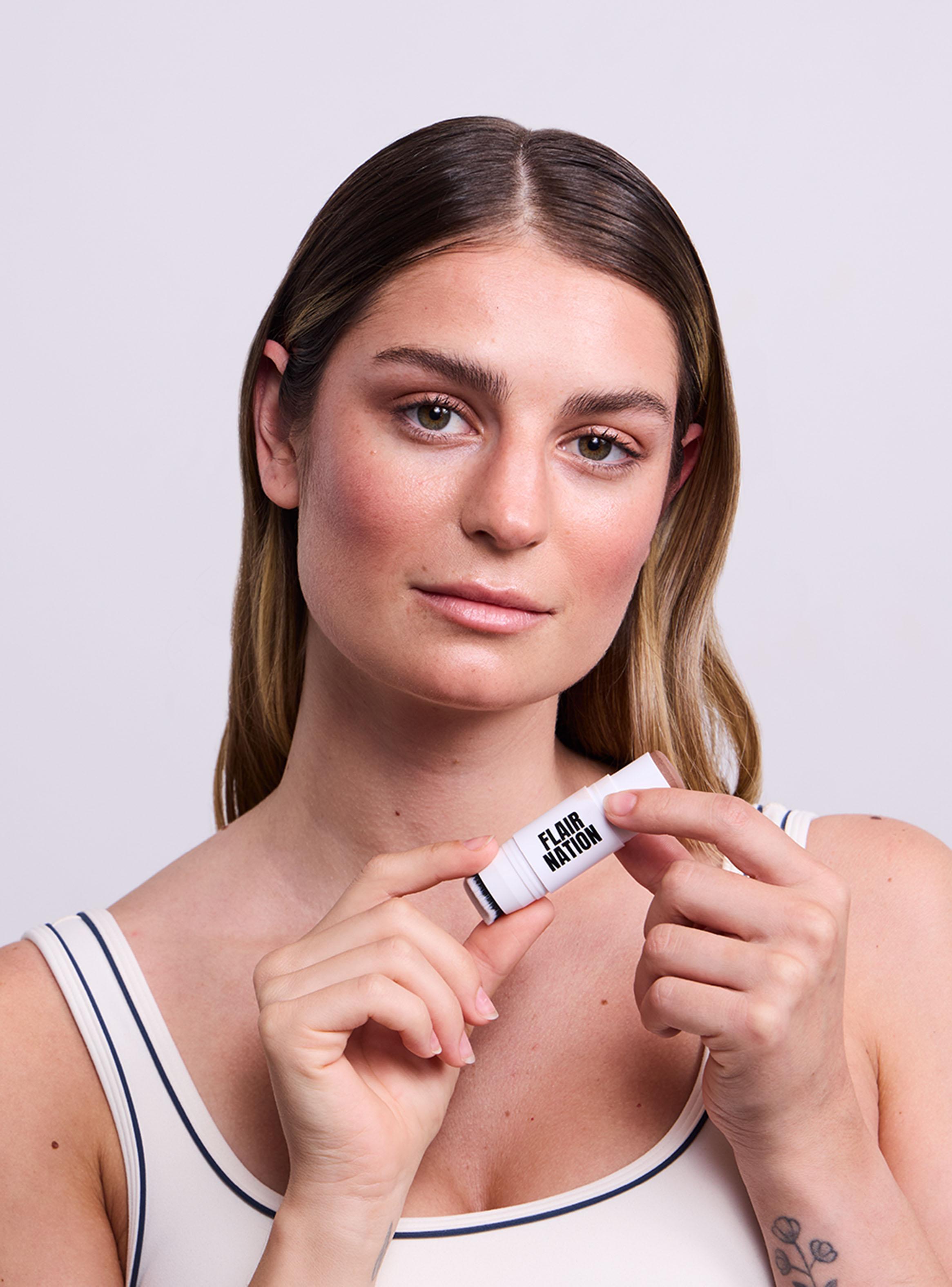 Bronzer y Contorno en Barra Medium 7.6g-4