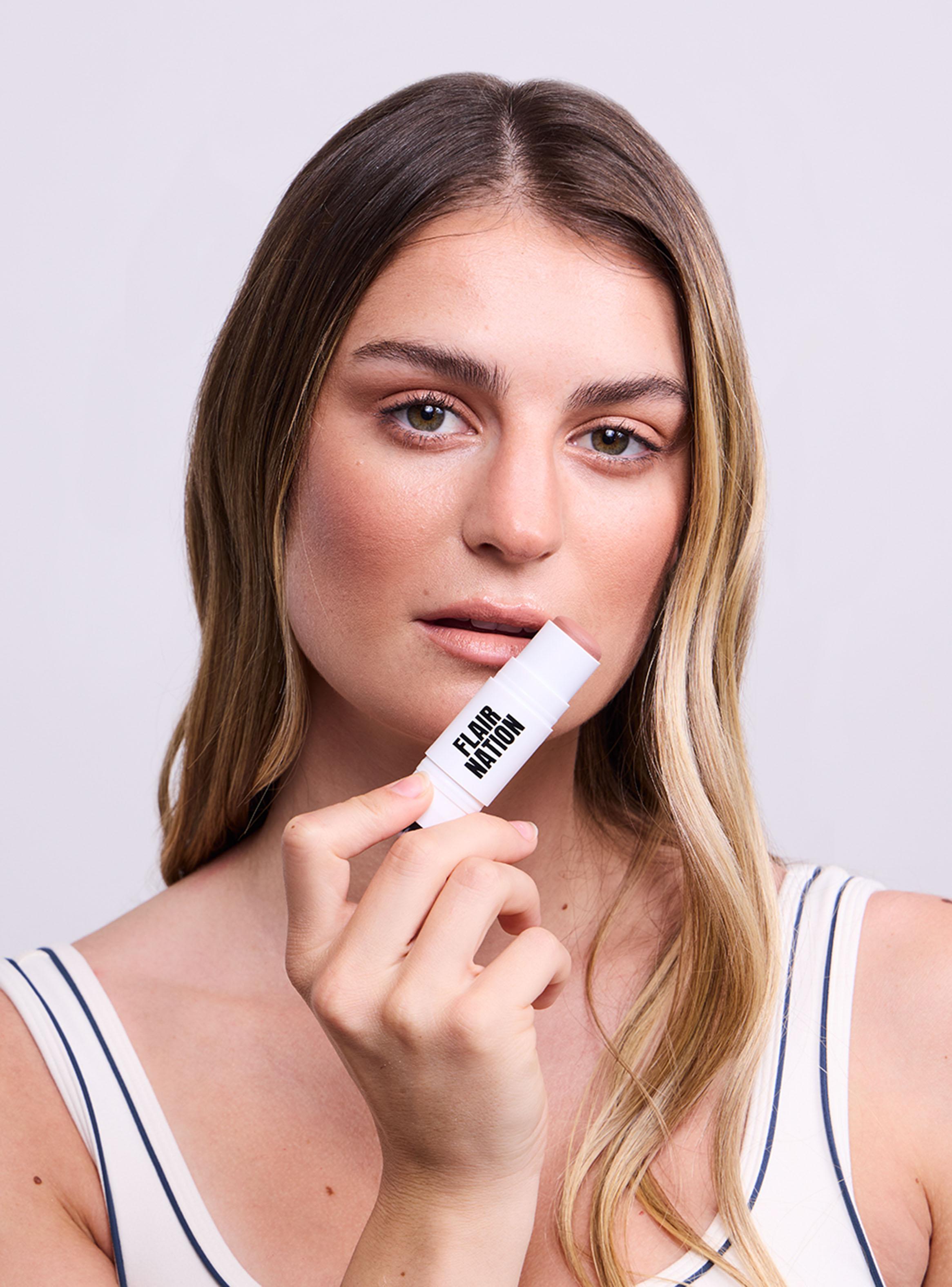 Contorno en Barra Color Sticks 3 en 1 7.6g-3