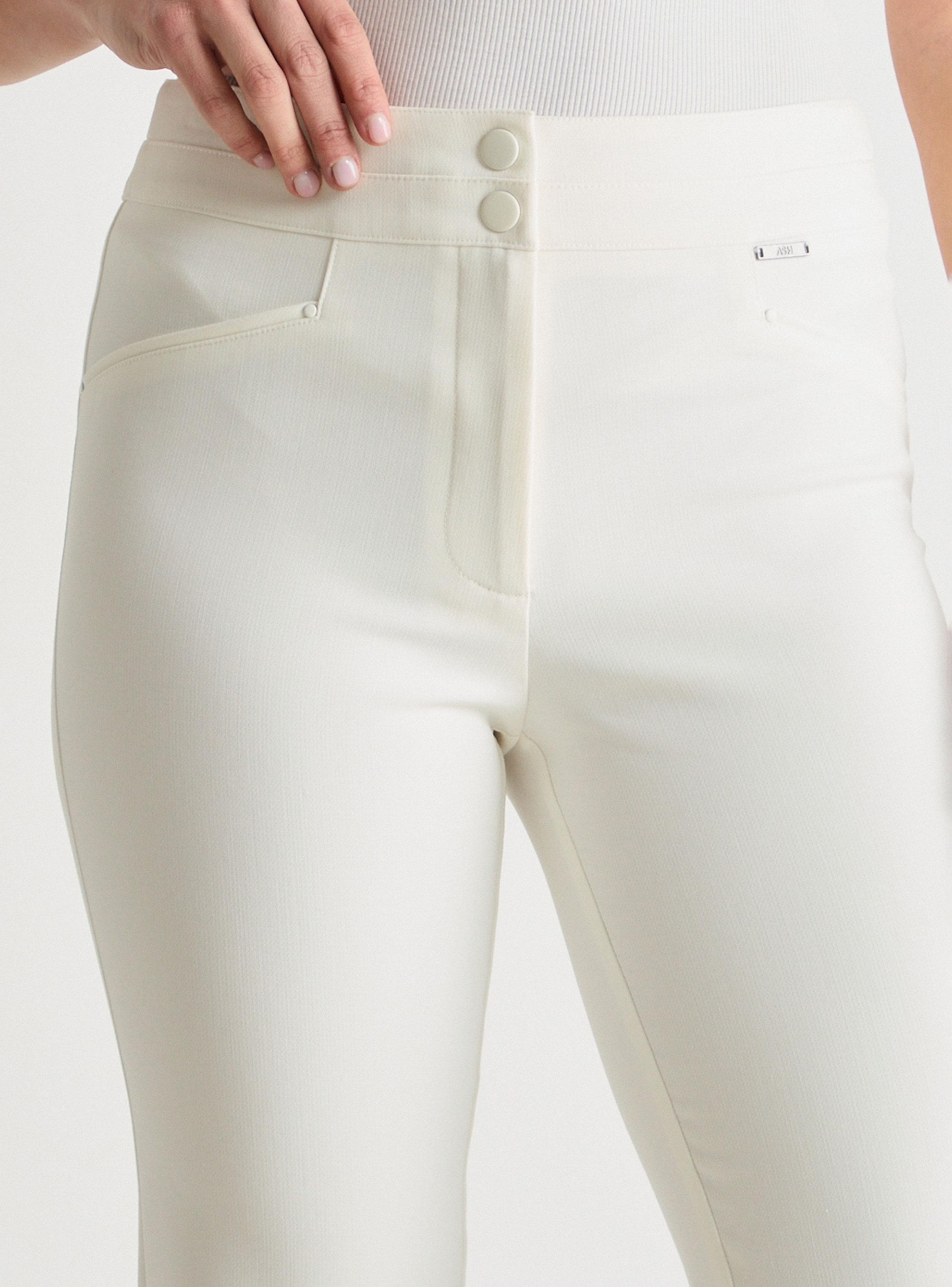 Pantalón Bolsillos Diagonales con Adornos Metálicos-3