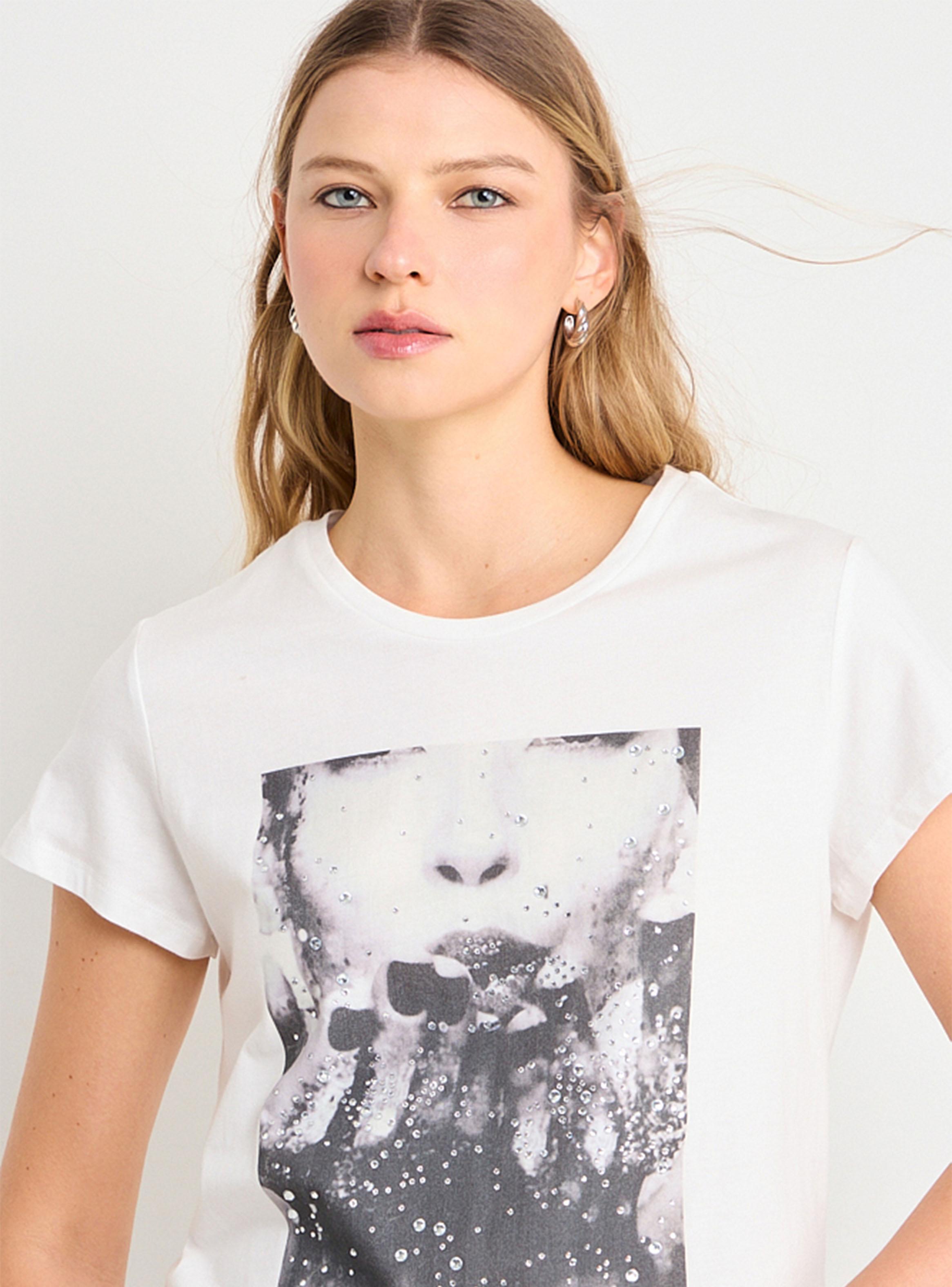 Polera de Manga Corta Estamado Front Bn-2