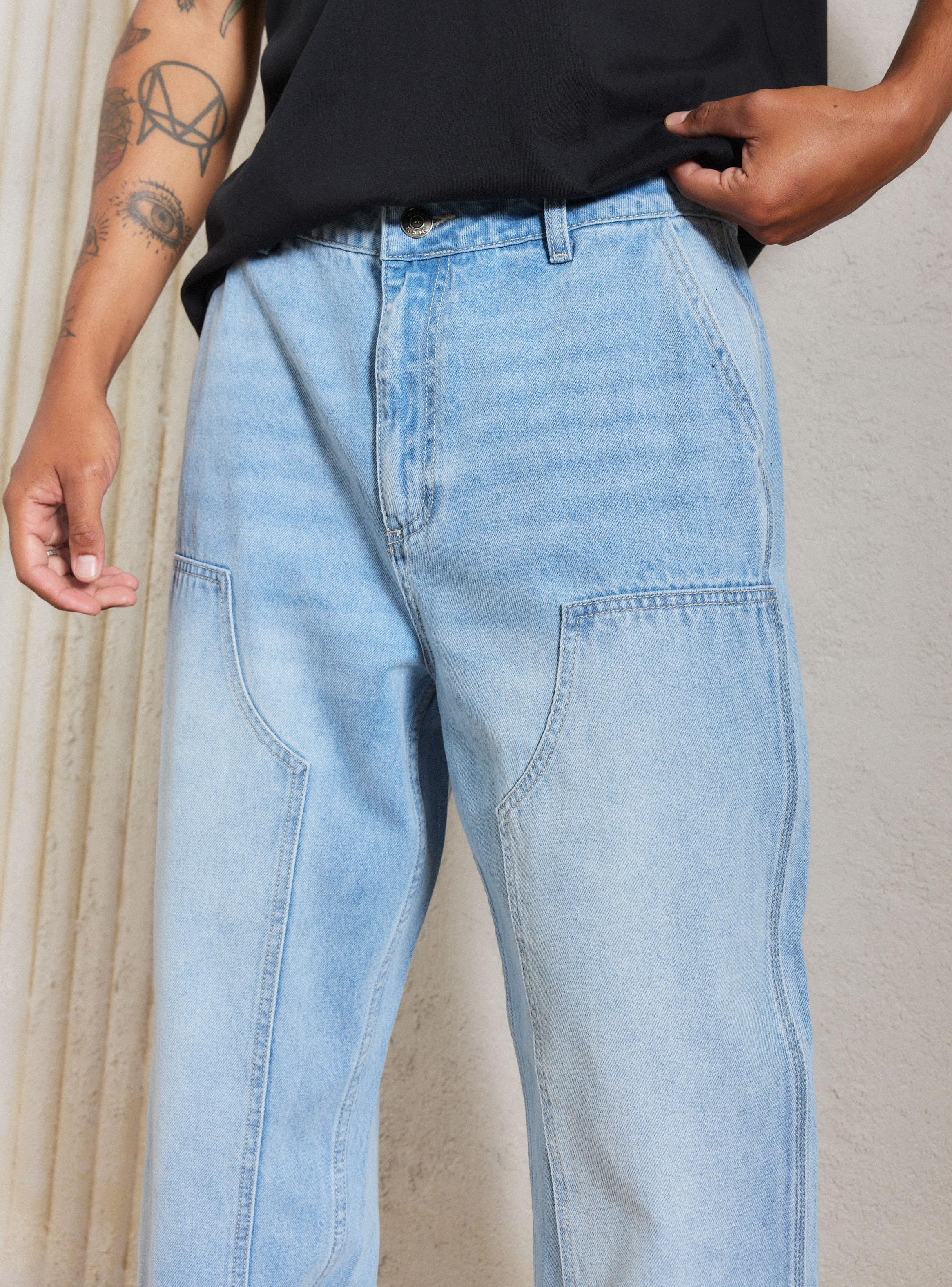 Jeans Diseño Piernas Flare Fit-2