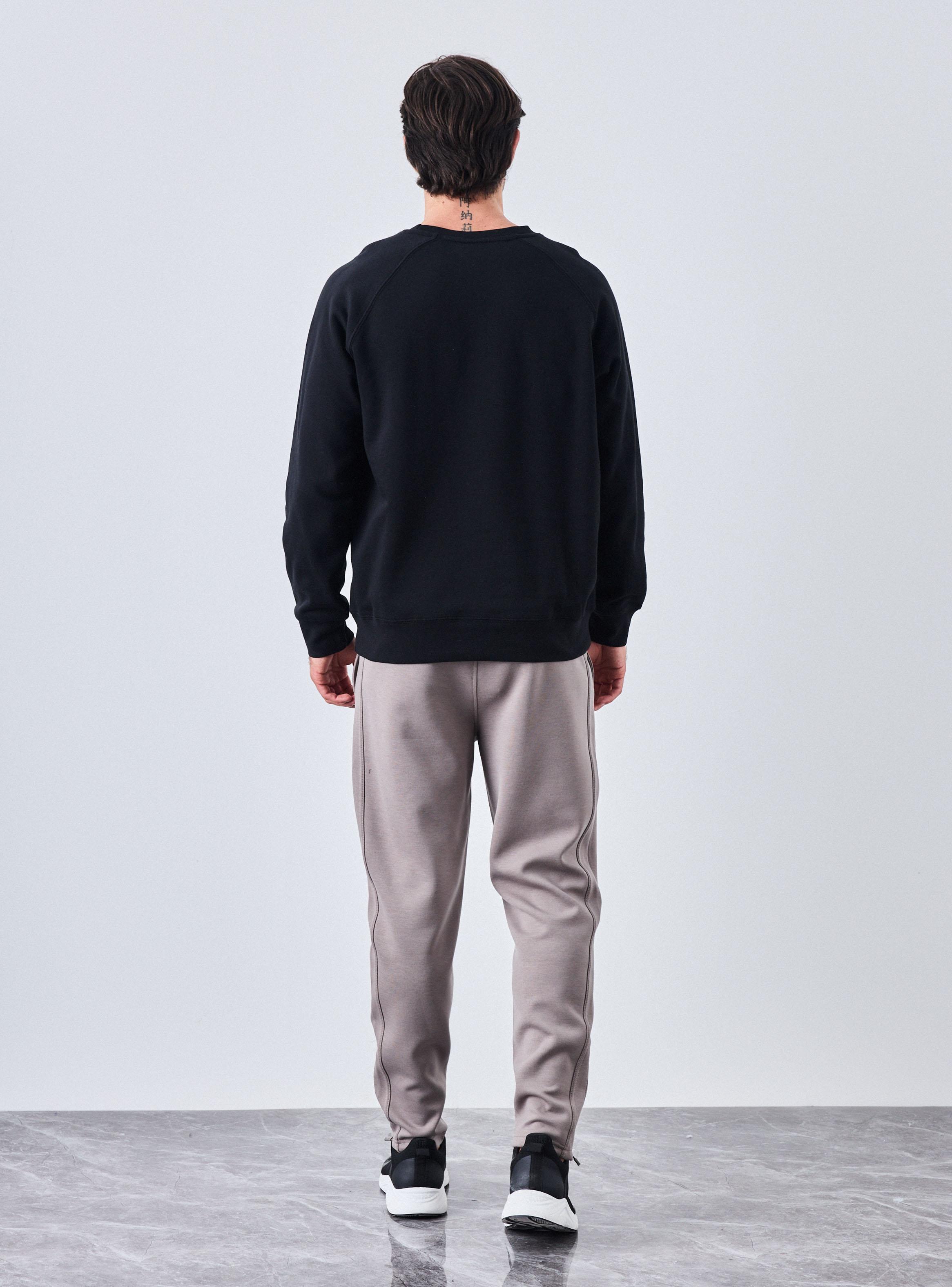 Polerón Cuello Redondo Diseño Sobre Relieve-5