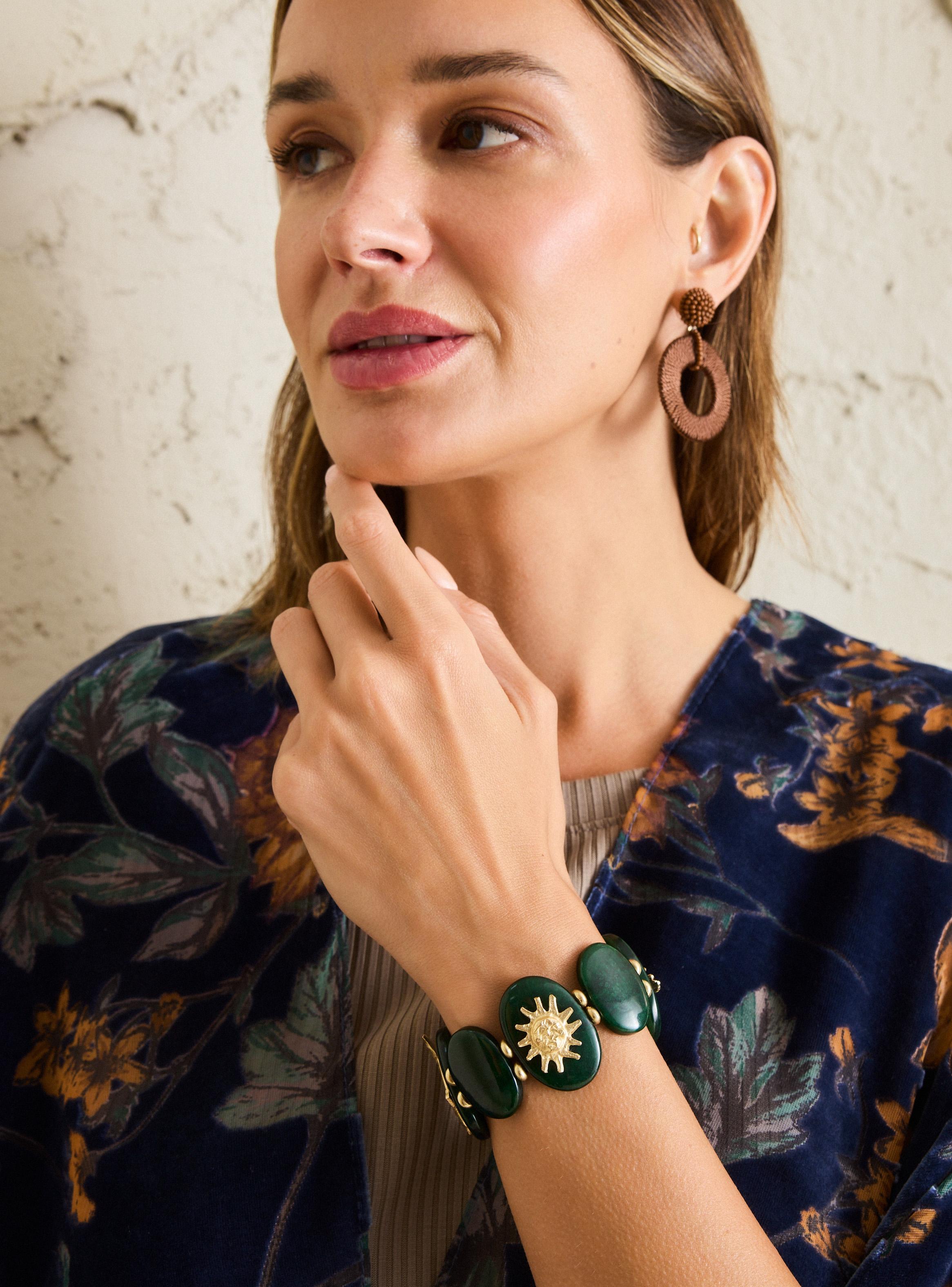 Pulsera con Piedras de Resina y Charms-2