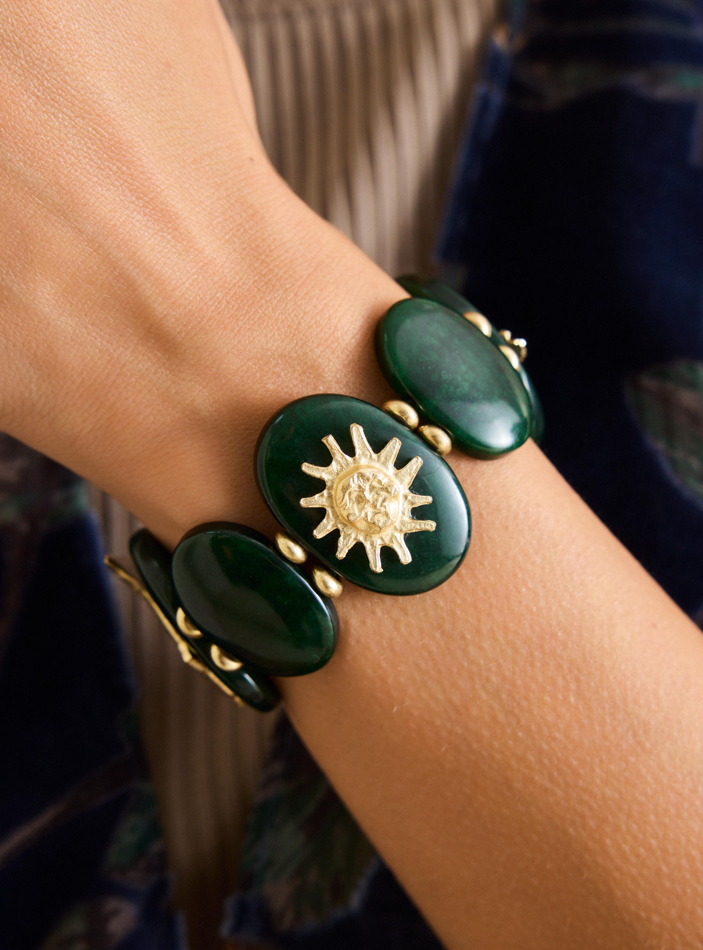 Pulsera con Piedras de Resina y Charms-3