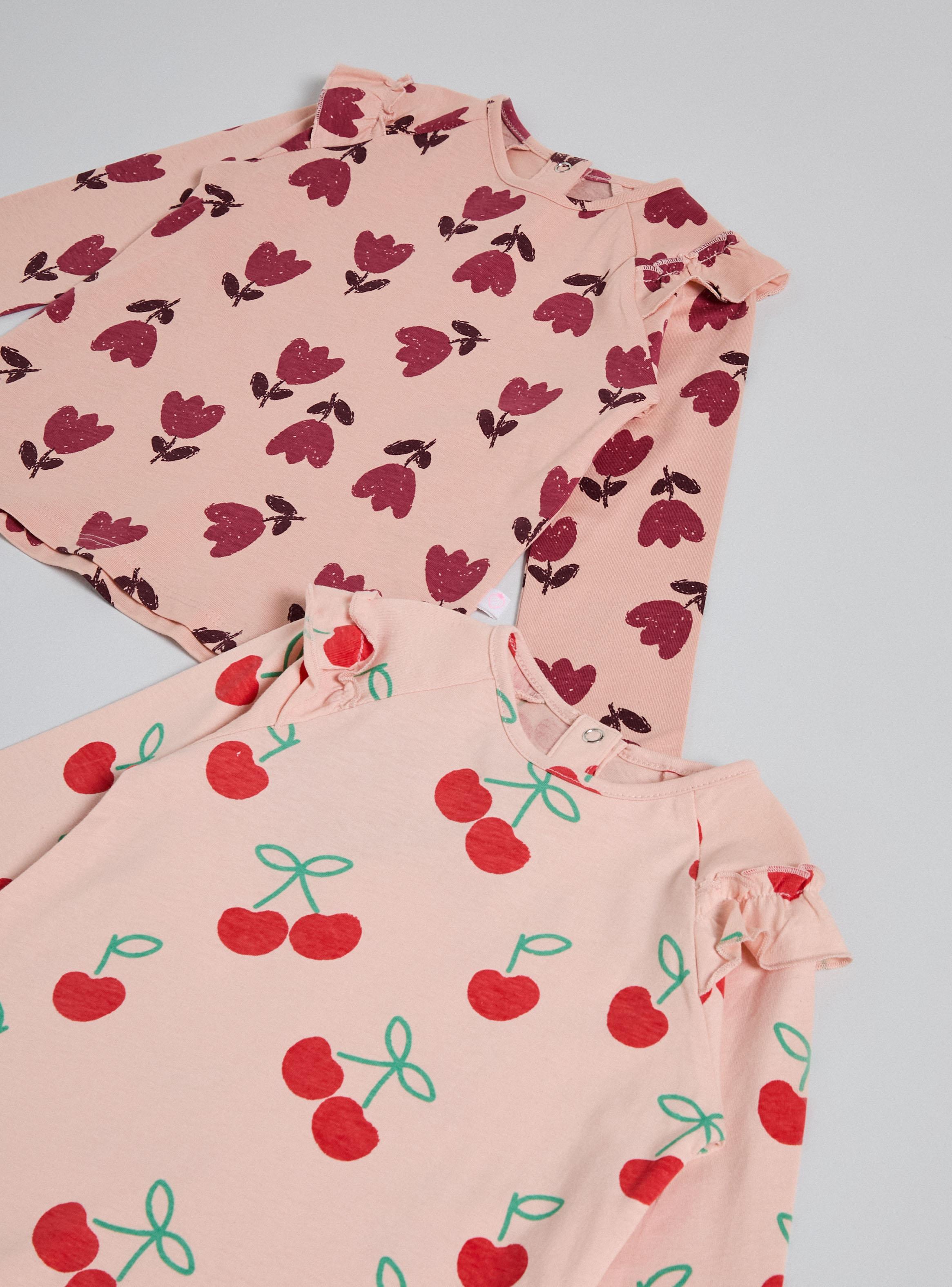 Polera con Full Estampado y Vuelo en el Hombro-2