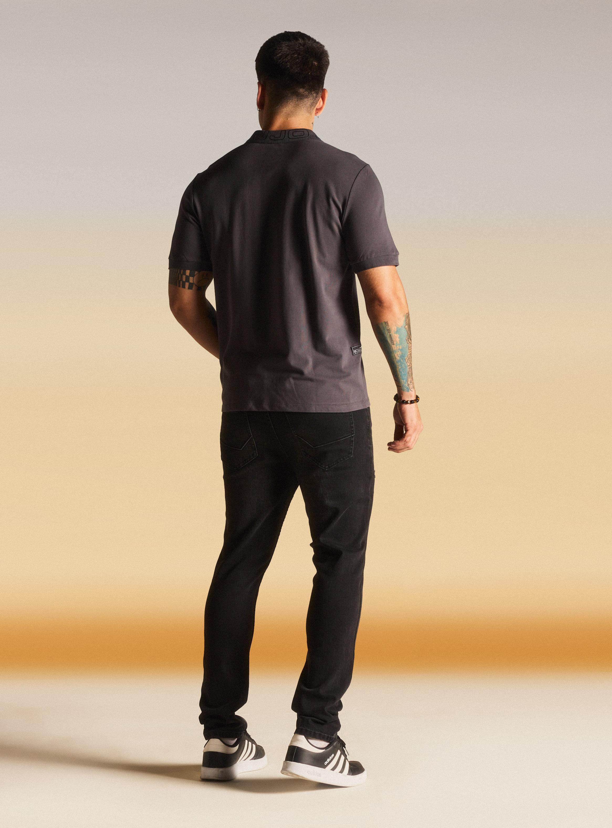 Polera Cuello Estampado-5